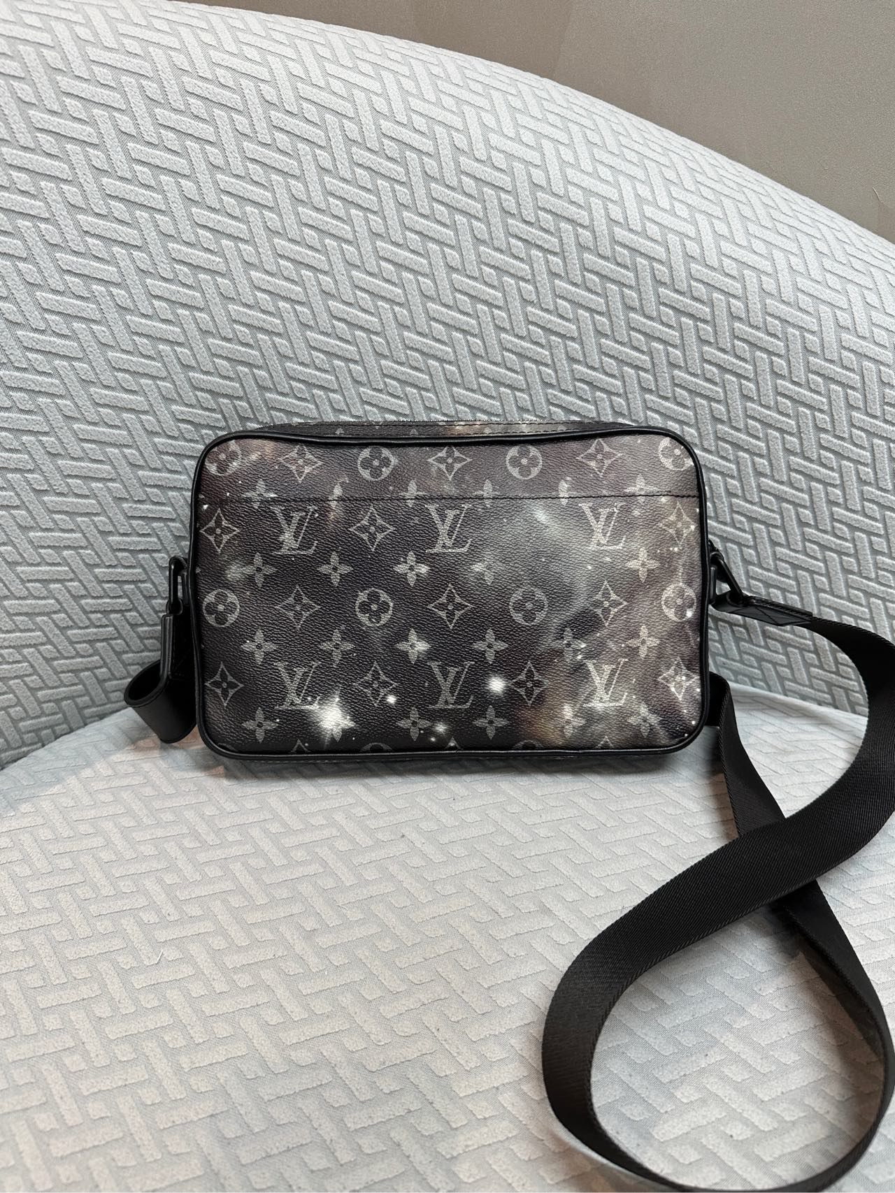 Pre-owned Louis Vuitton Alpha Messenger Monogram Galaxy Black Multicolor