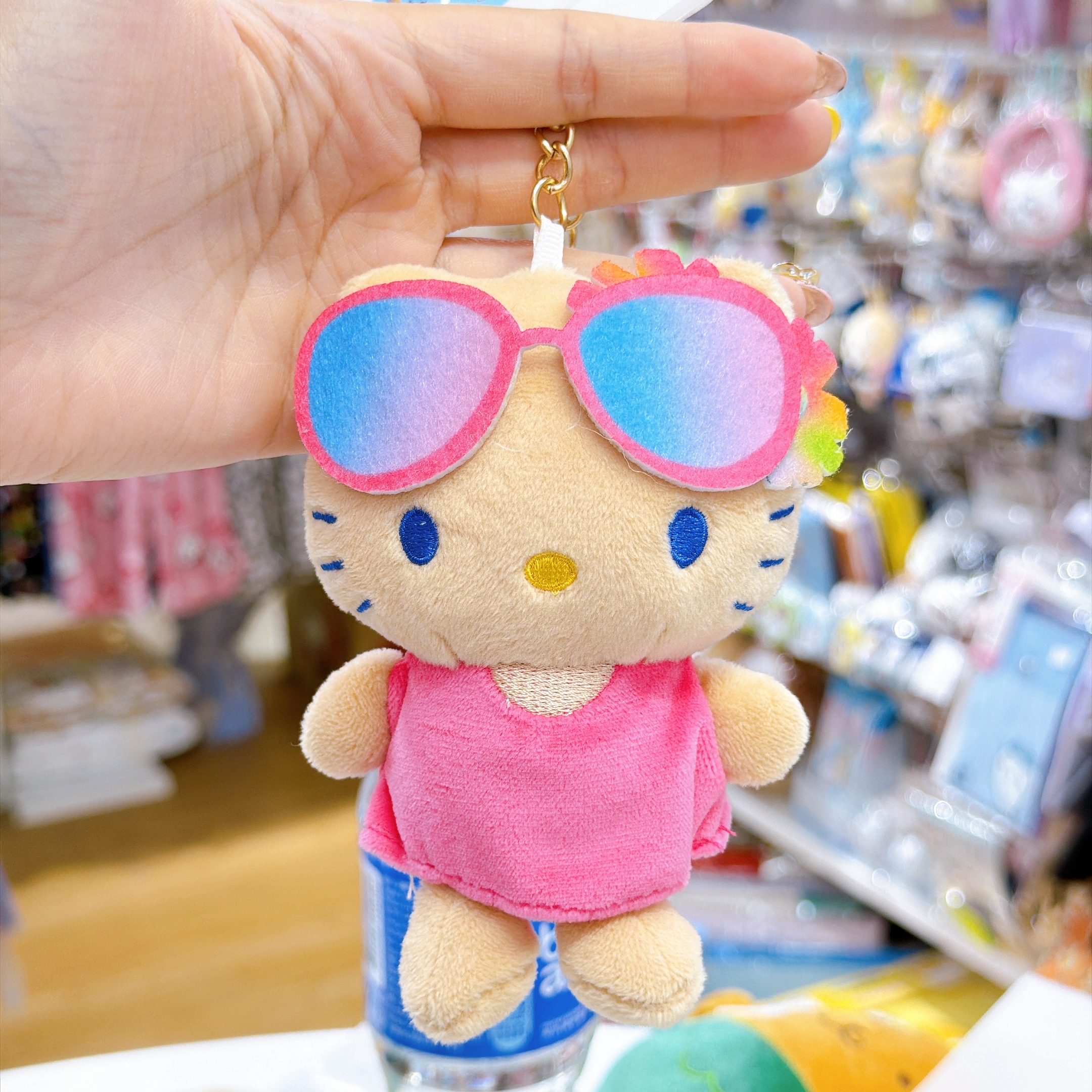 日本直送Sanrio夏天黑皮系列Kitty公仔掛飾