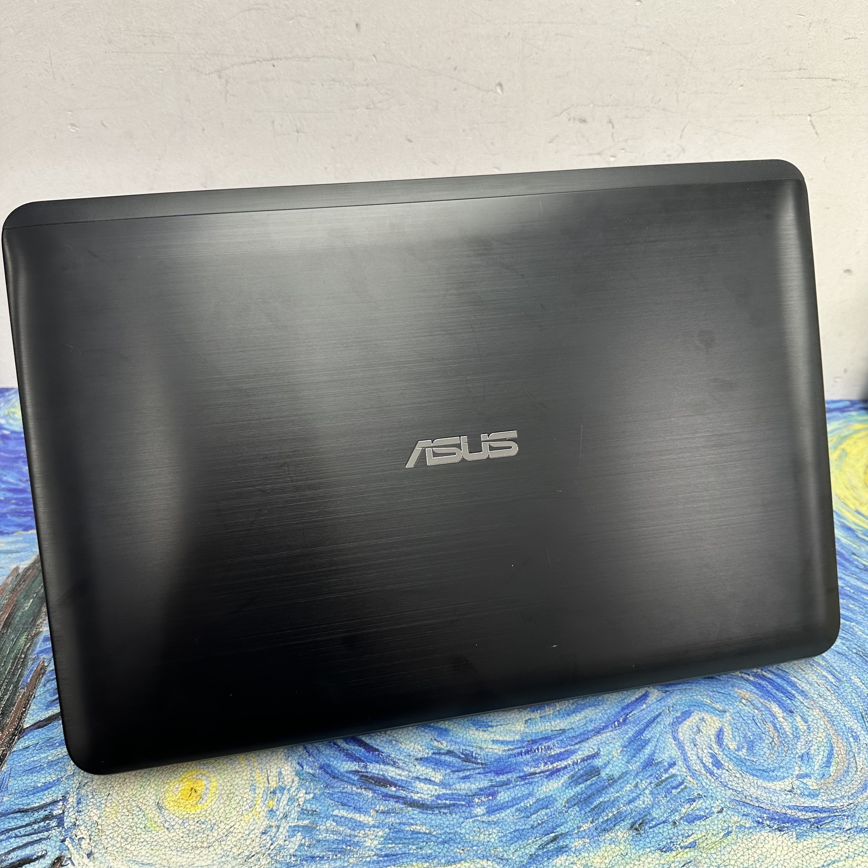 Asus i7-6500U/12GB Ram/256GB SSD/獨立顯示卡/15.6寸Mon/薄身機/Gaming Laptop/ Notebook / Laptop / 文書機 / Movie / Netflix / NVIDIA / GT940M
