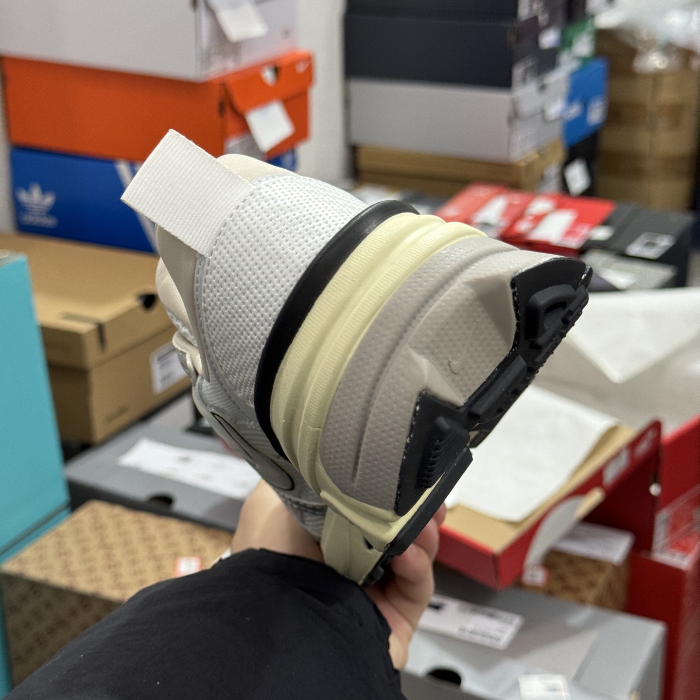 Nike V2K Run "Summit White/Metallic Silver" FD0736-100