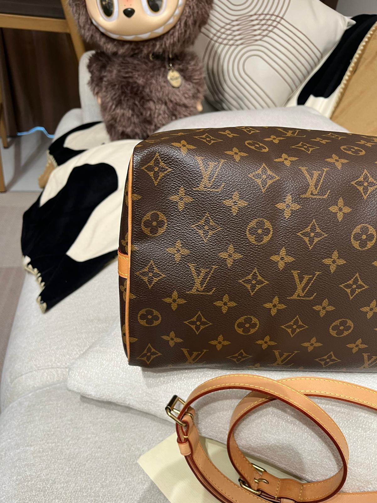 Lv Speedy Bandoulière 35 Monogram  100%Authentic, 98%New ✅收據✅Strap ✅Dust bag