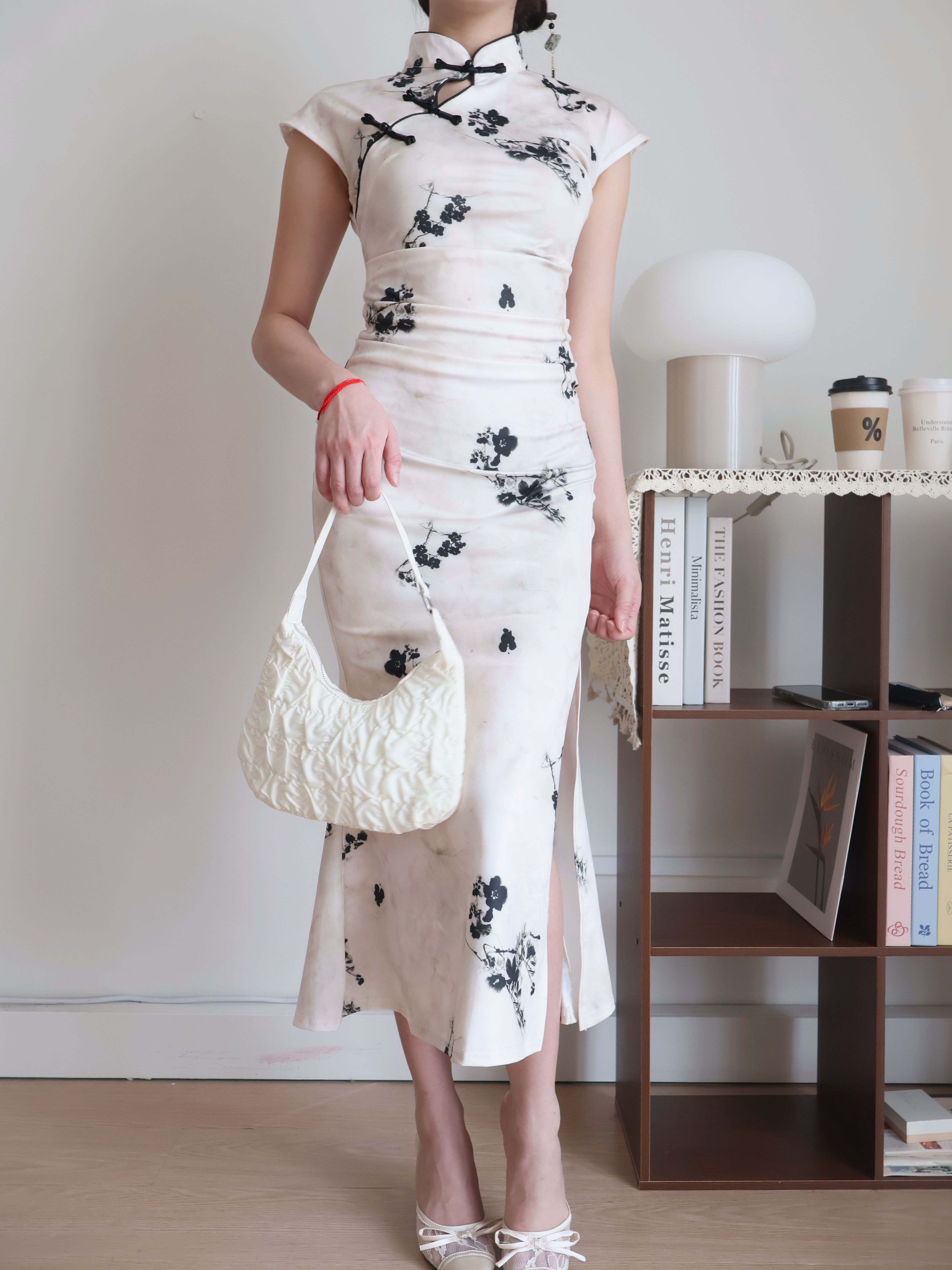 Gwen Side-Slit Cheongsam | Cream