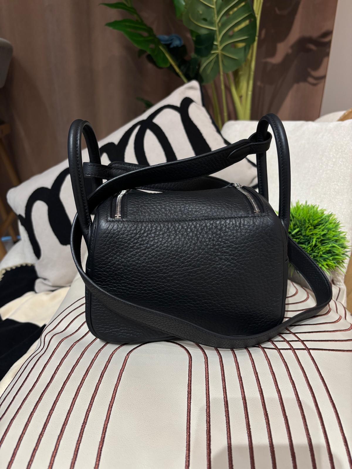 Hermes Mini Lindy Stamp W 黑銀 100%Authentic, 99%New ✅收據副本✅Dust bag✅Box