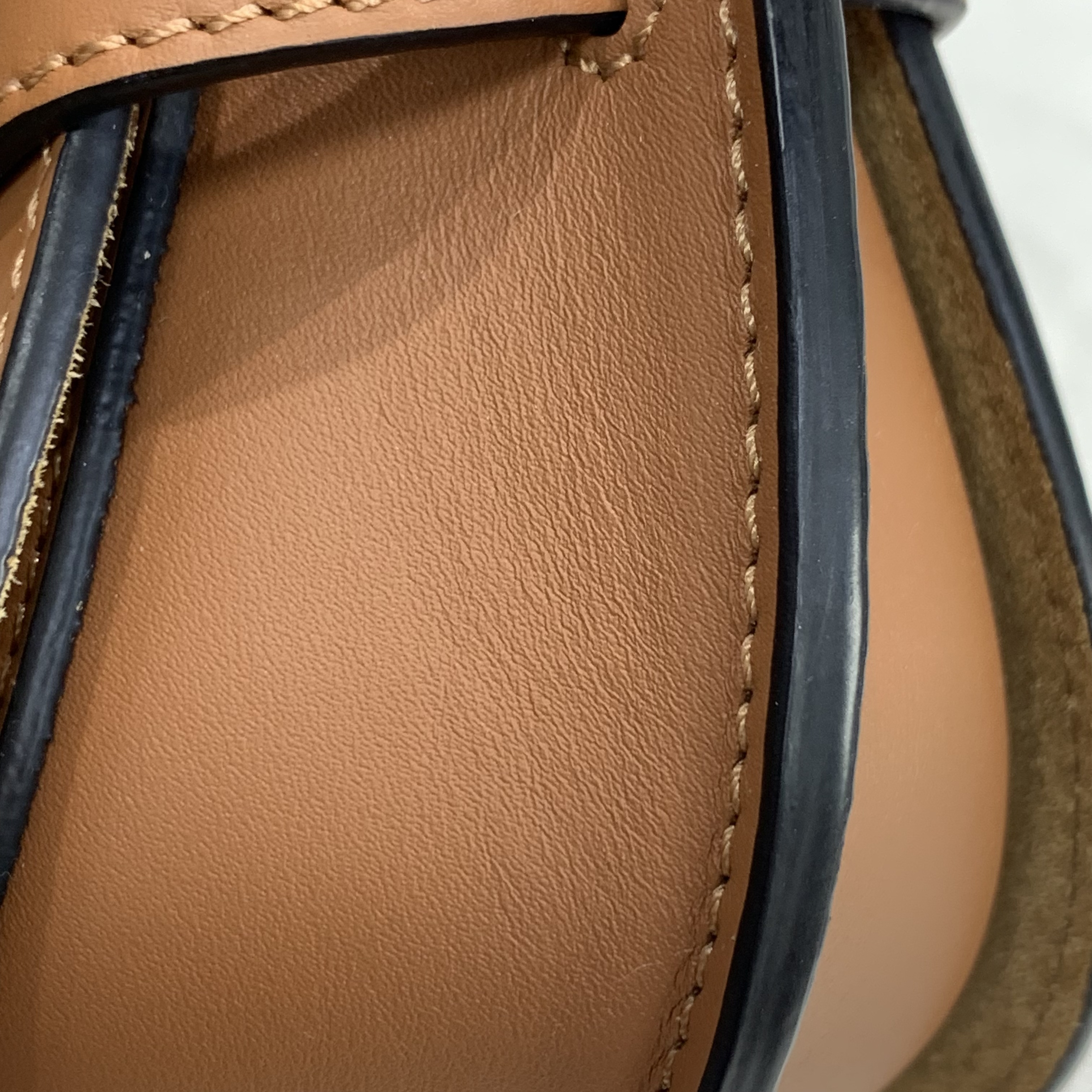 🤎Loewe光面牛皮啡色Mini Gate