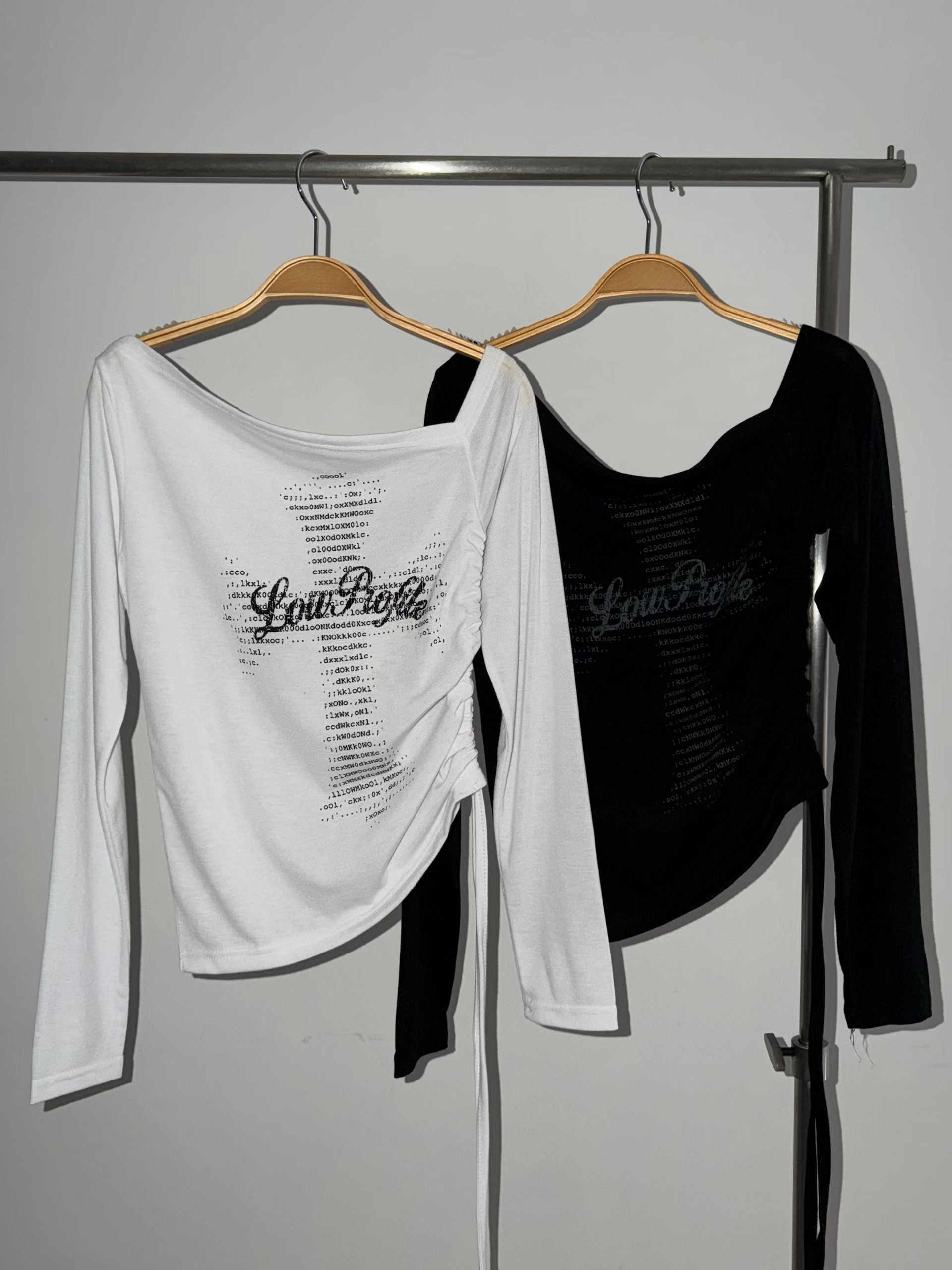 韓國斜膊字母薄Top