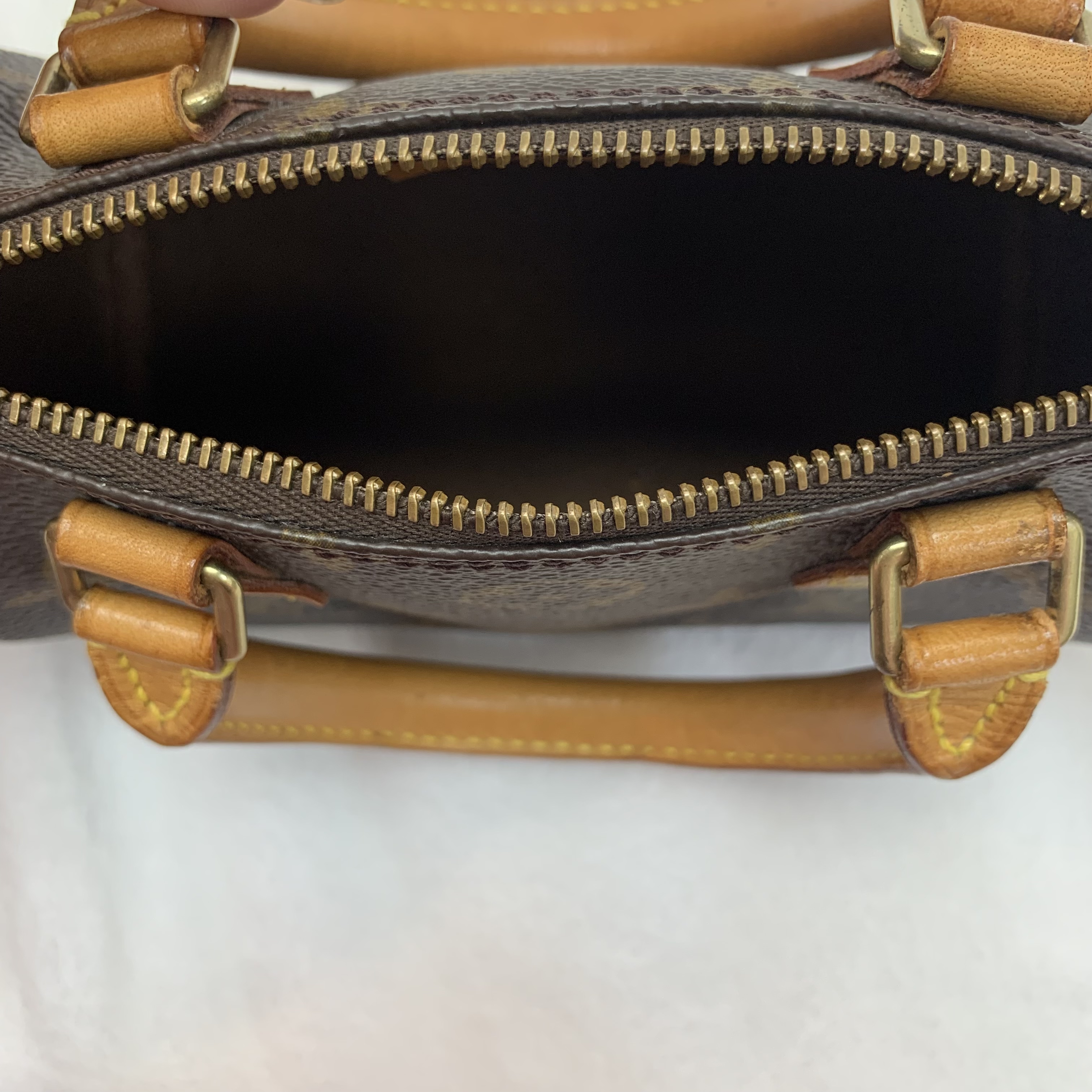 中古LV nano speedy