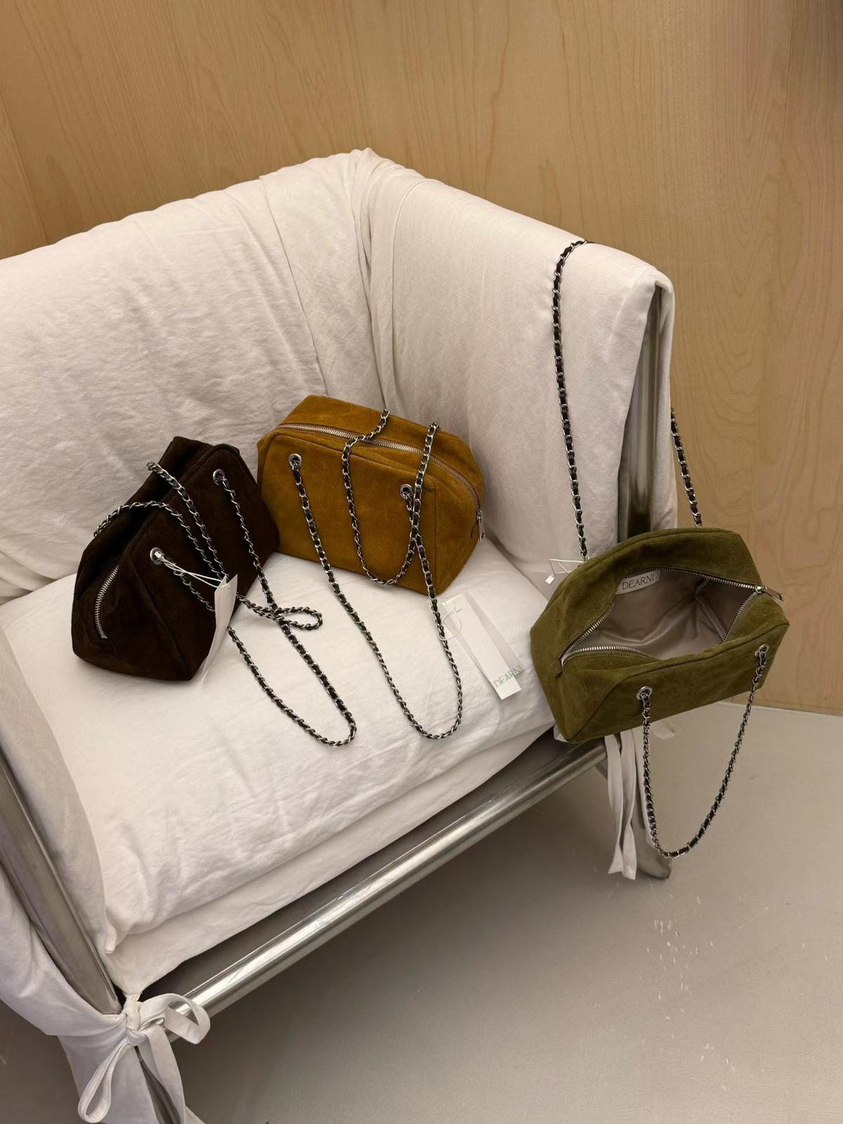 皮穿鏈子Suede Chain Handbag