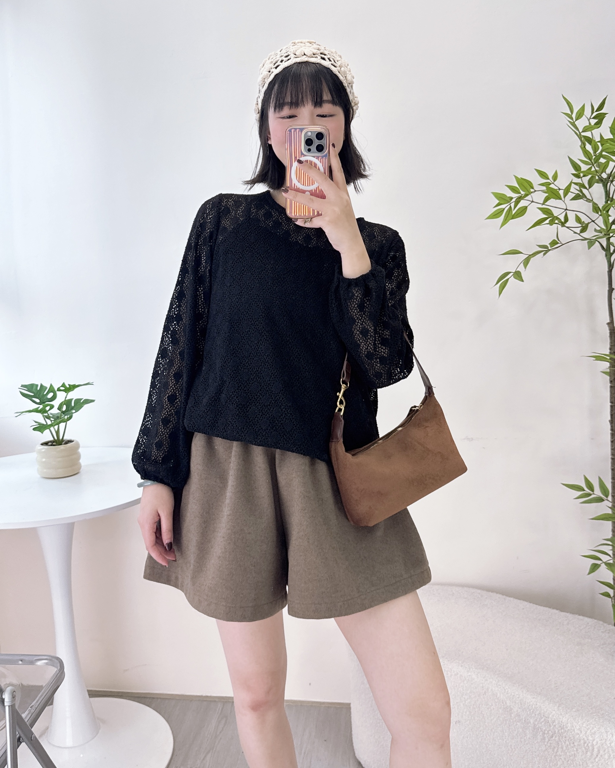 斯文通花連打底上衣 