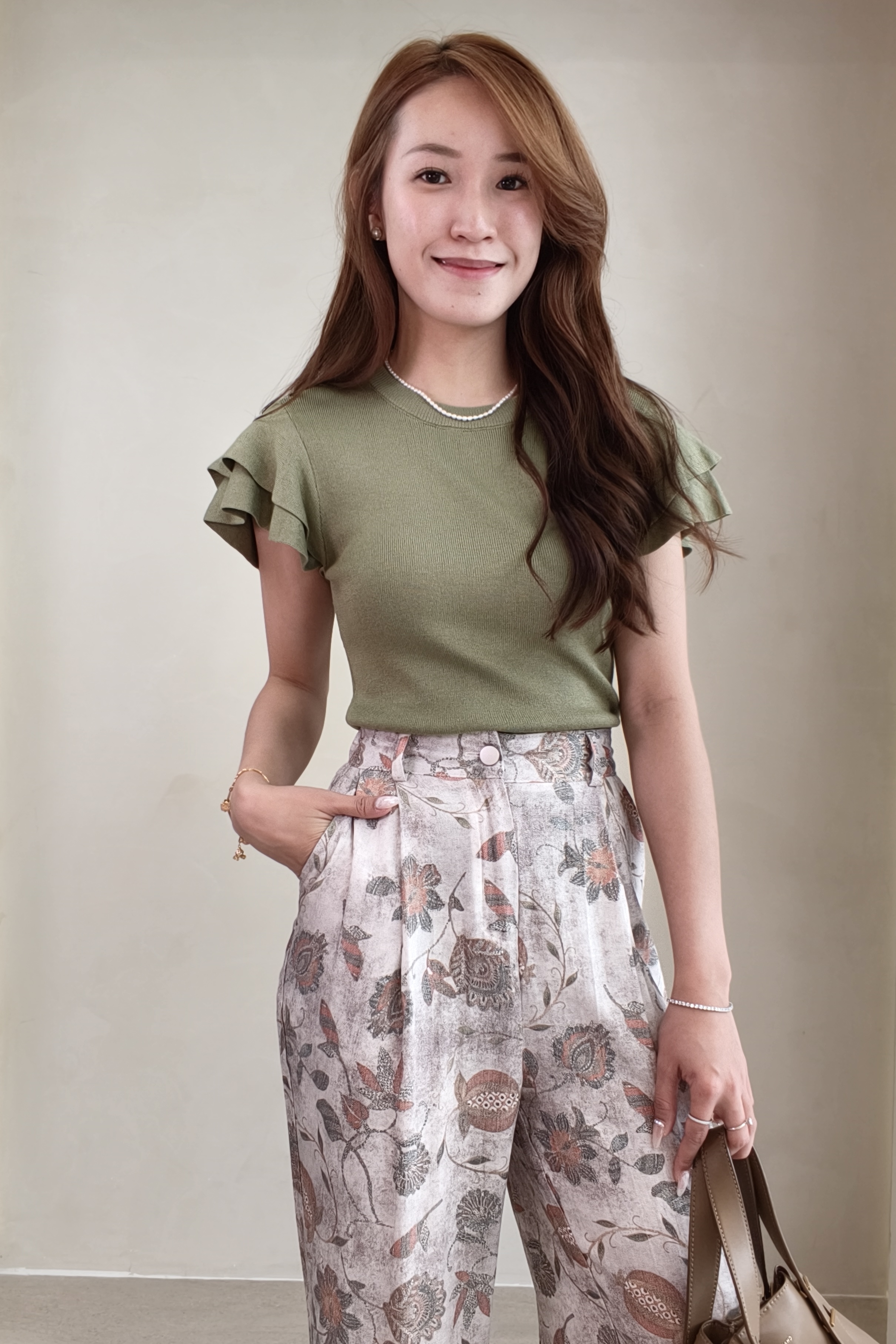 974 Olive Grace Ruffle Sleeve Knit Top