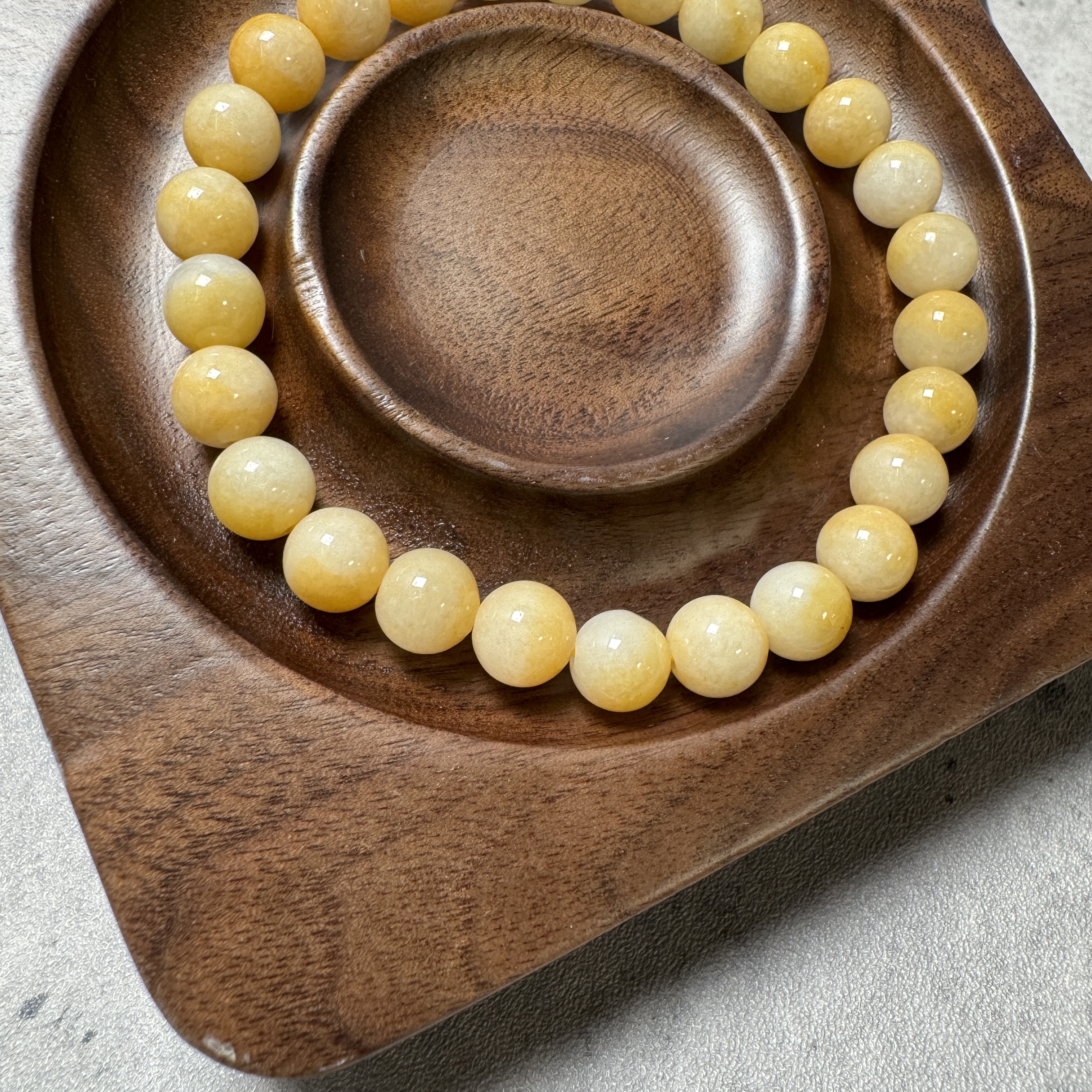 黃翡半邊天7.7mm手串