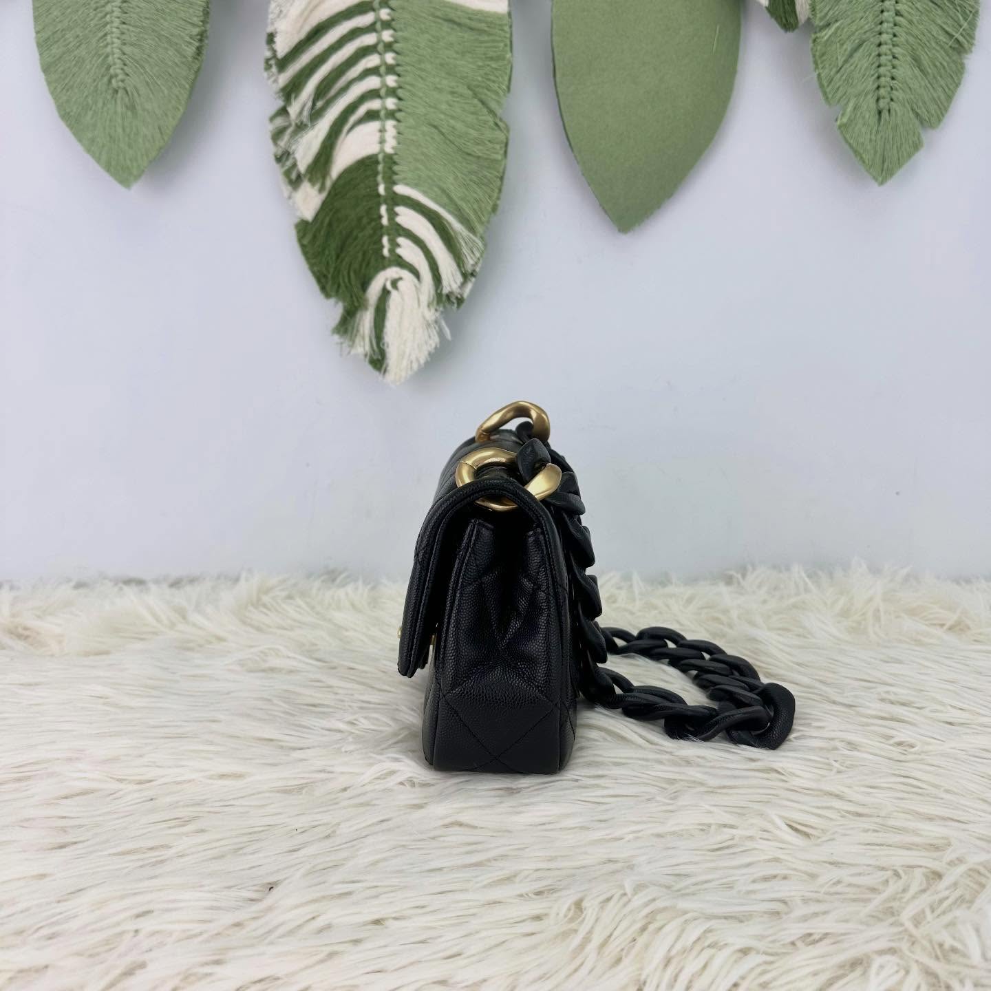 CHANEL🤍PRE OWNED 24p Funky Match 黑金荔枝皮 晶片款 2024年全套有單🖤