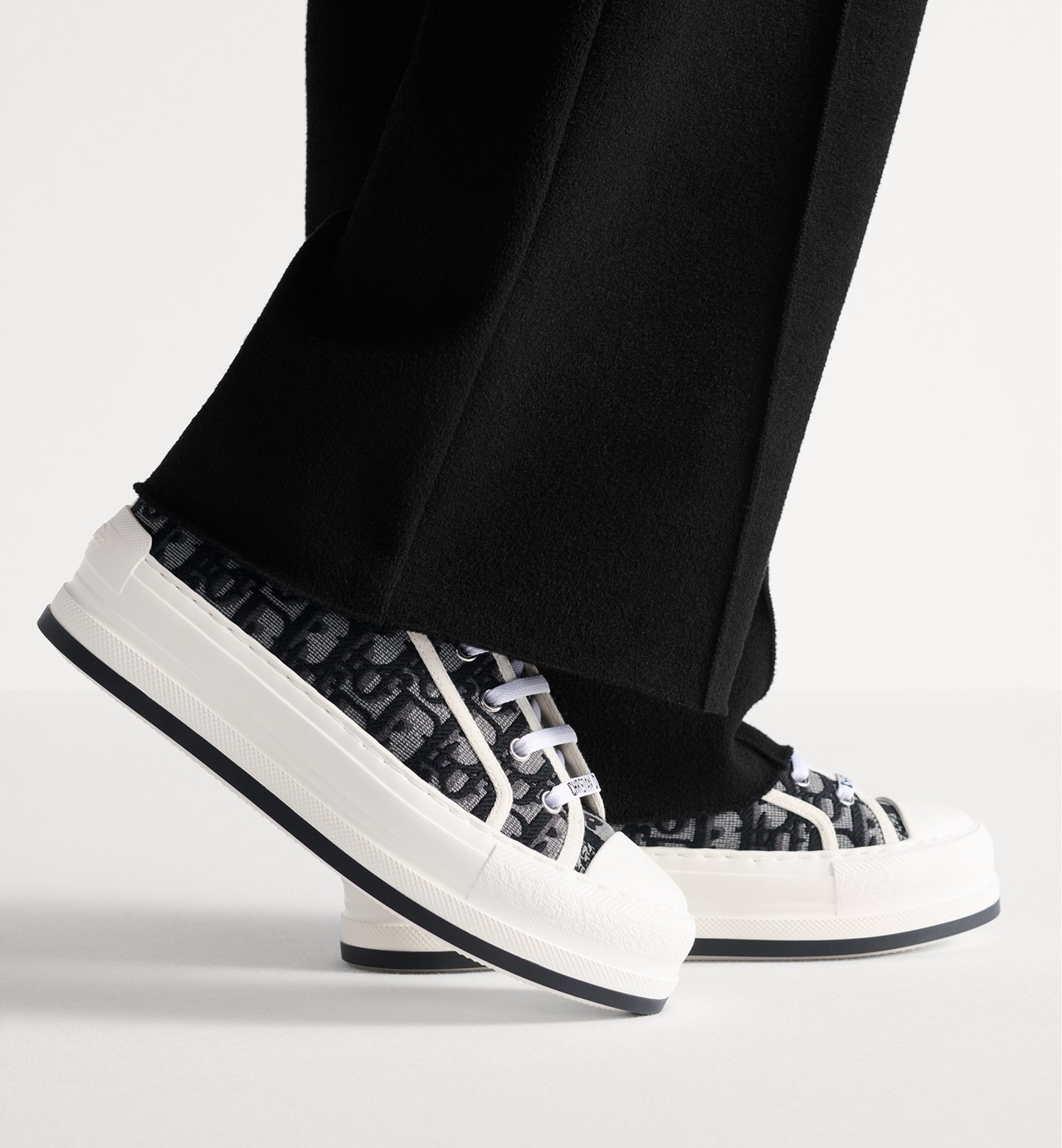 限時優惠😍訂貨📮Dior Platform Sneaker Size 35.5/36/36.5/37/37.5/38