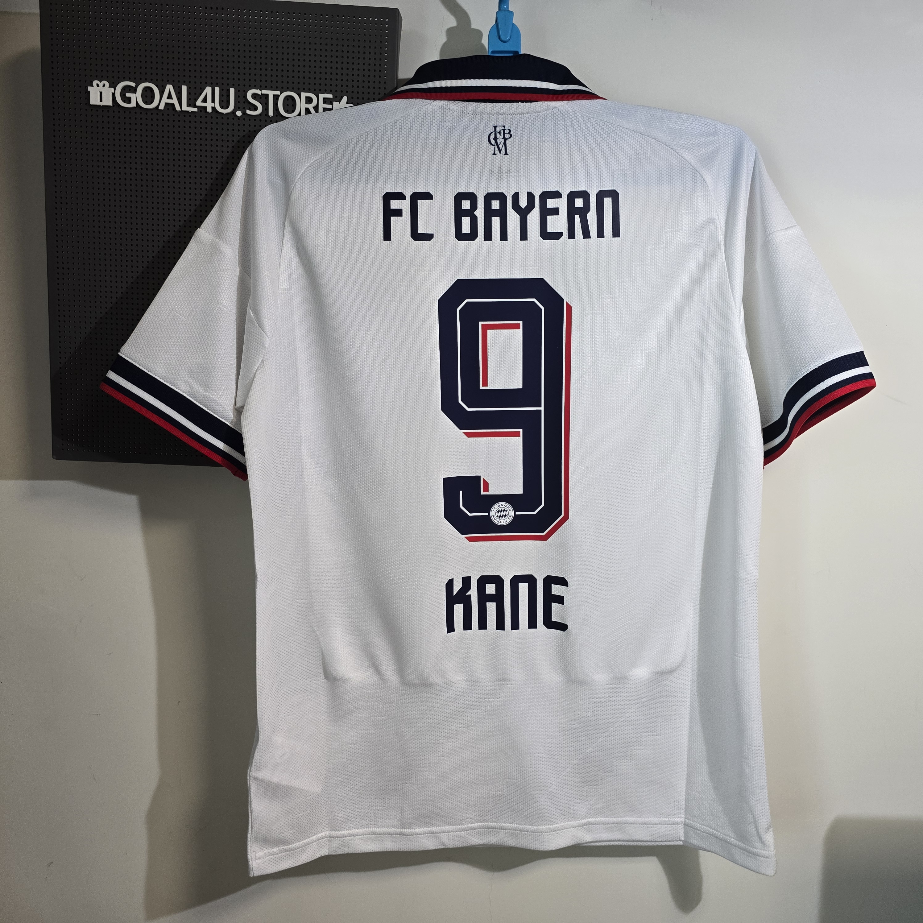 Adidas Bayern Munich 拜仁慕尼黑 2026-27 作客童裝球衣 (可加印字) JZ3097