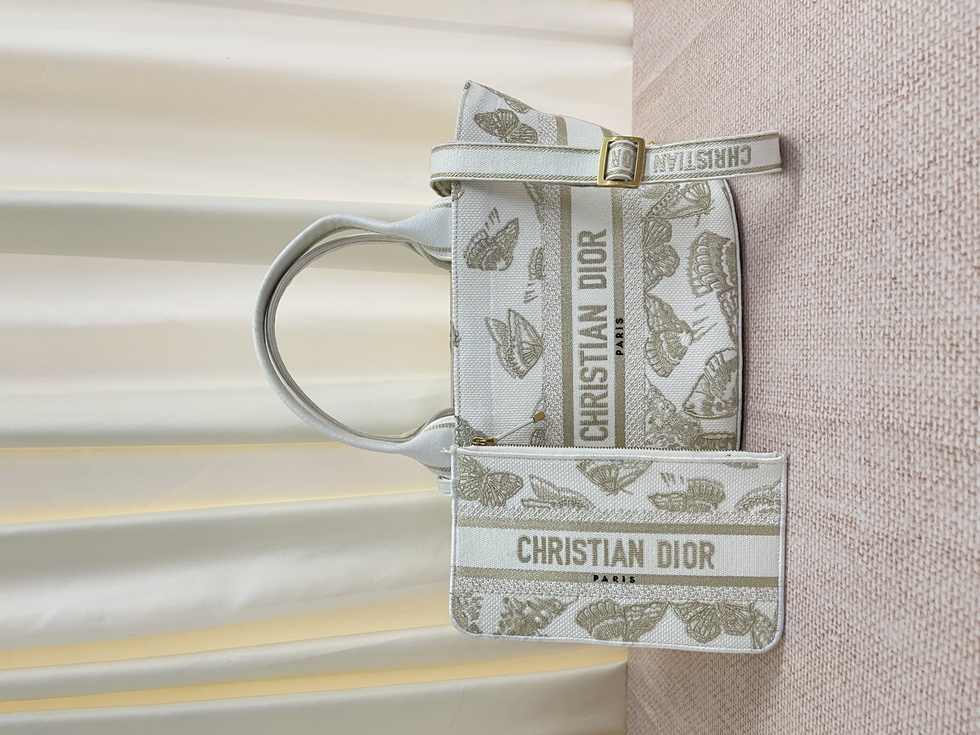 Pre-owned Dior Hat  Basket Bag/ Product Code: 26041517