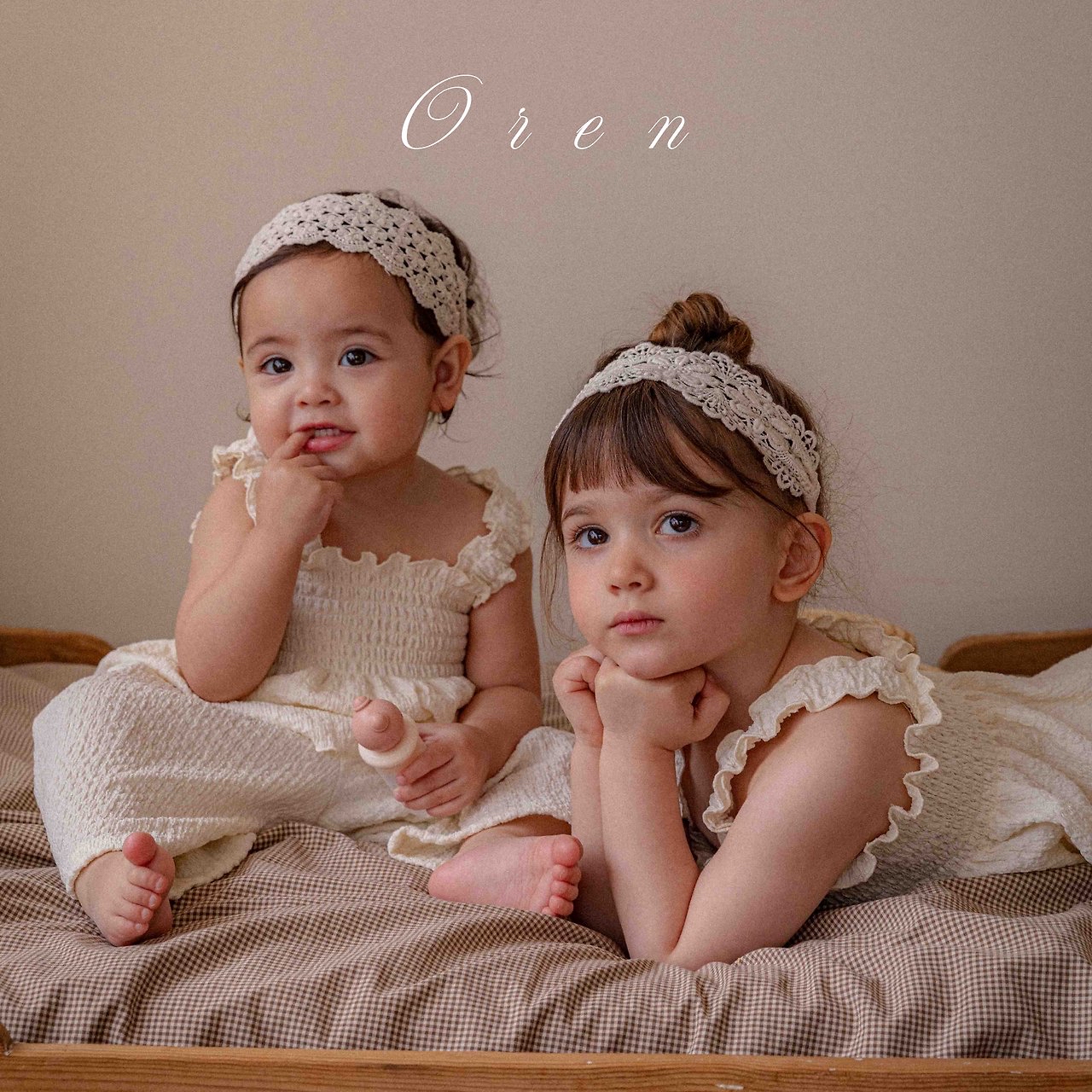 ☀️預訂 韓國直送☀️🇰🇷Oren Vienna兩色荷葉邊吊帶背心外套長褲三件套裝