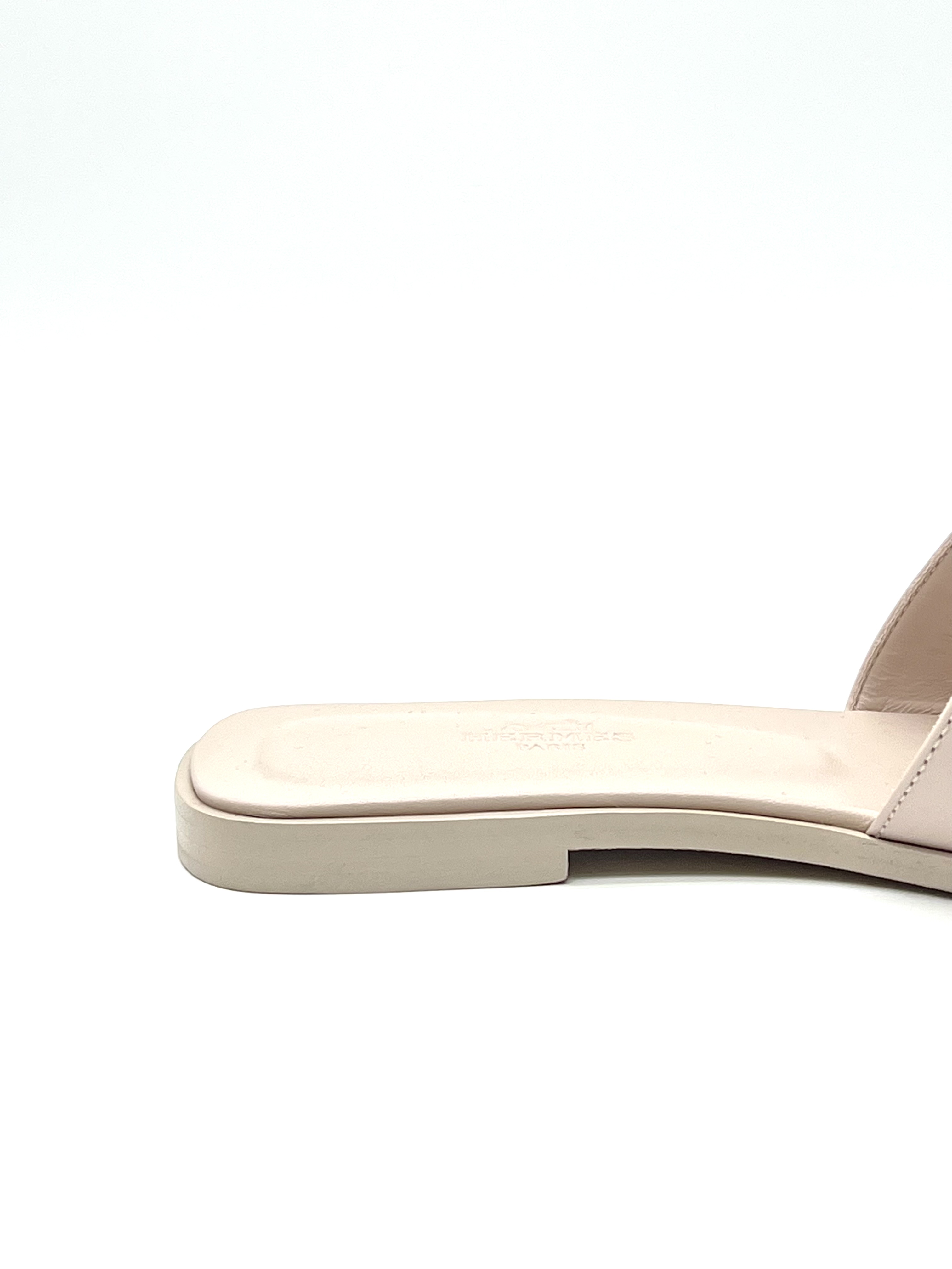 Pre-Owned HERMÉS Oran / Product Code: 26042207