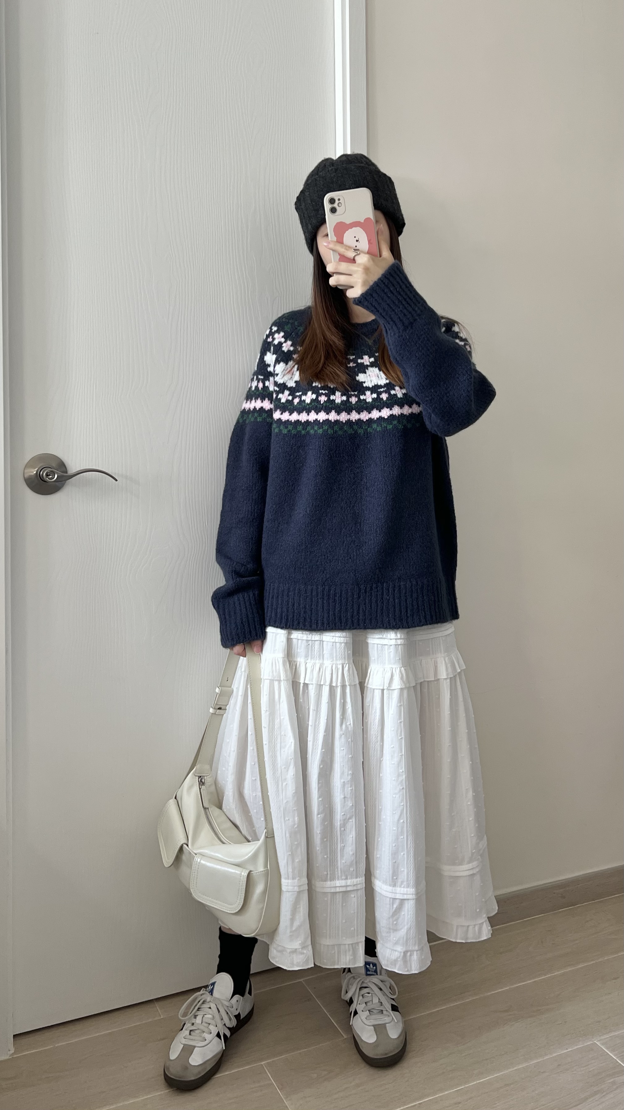 氛圍感圖騰冷衫 現貨