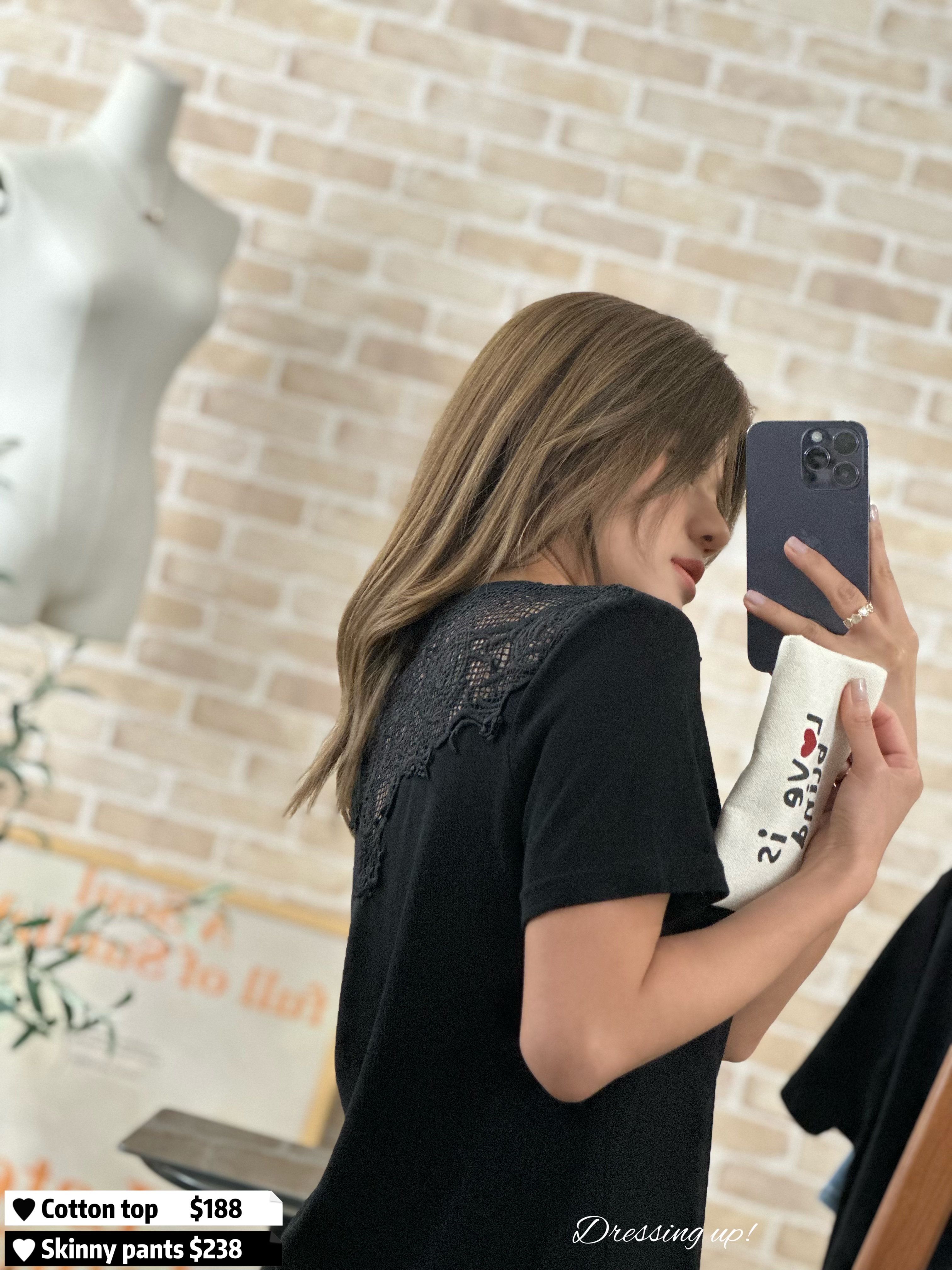 回頭率極高｜背面網花上衣