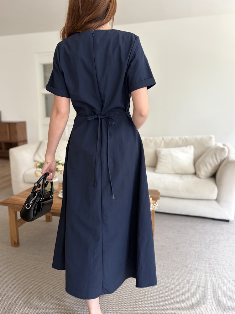 Evie Front Button Dress (Navy)