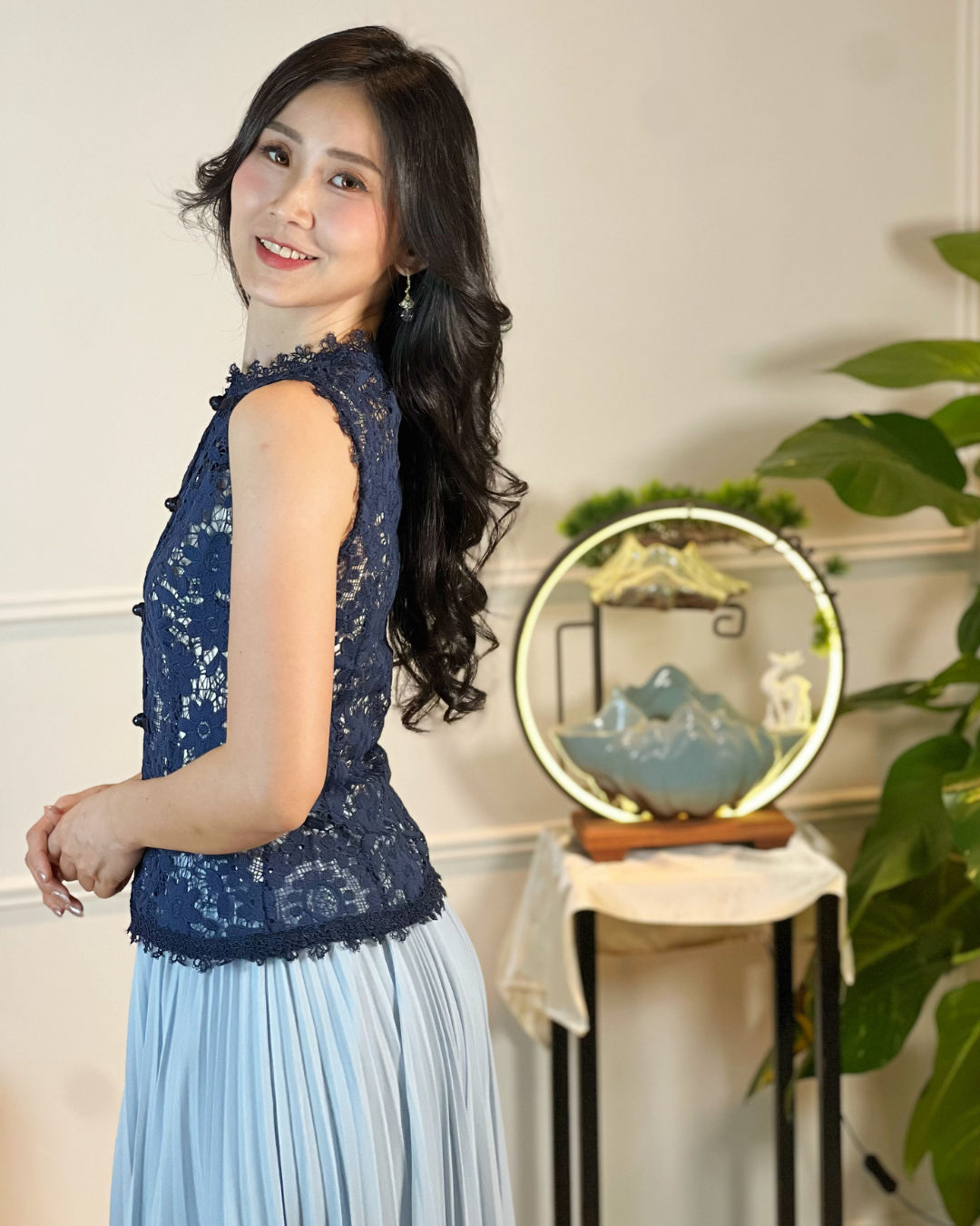 5105 Zona Lace Chic Top