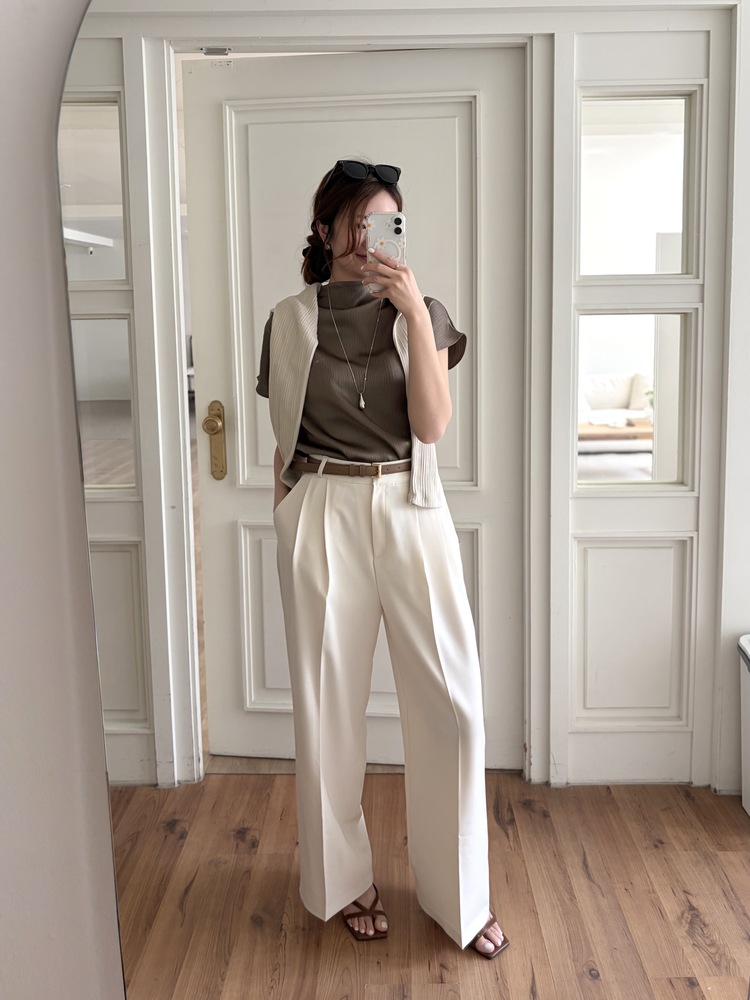 Timeless Pleated Flow Pants (Ivory)