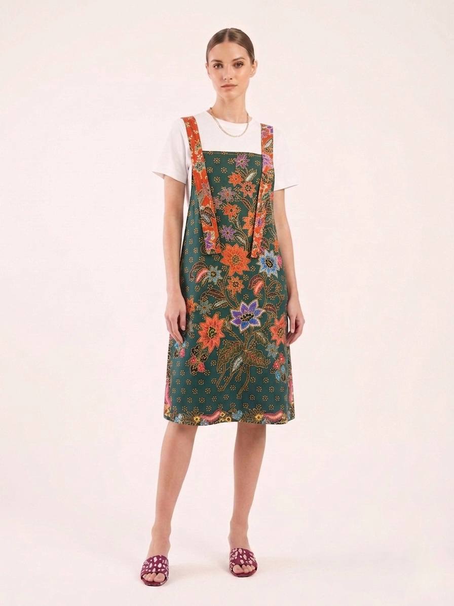 TH52300 - Flora Pinafore 