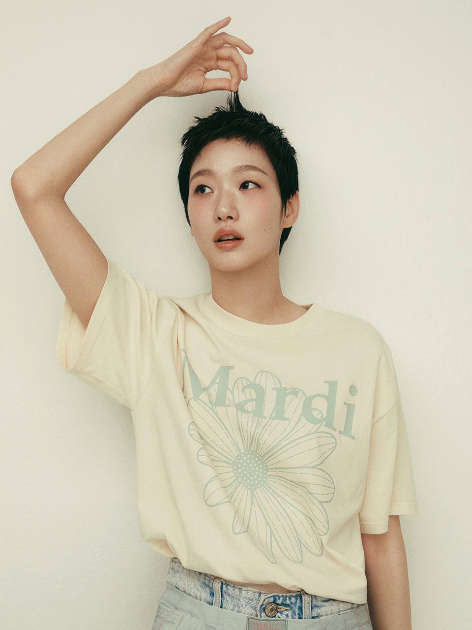 MD81 MARDI: Tshirt Flowermardi