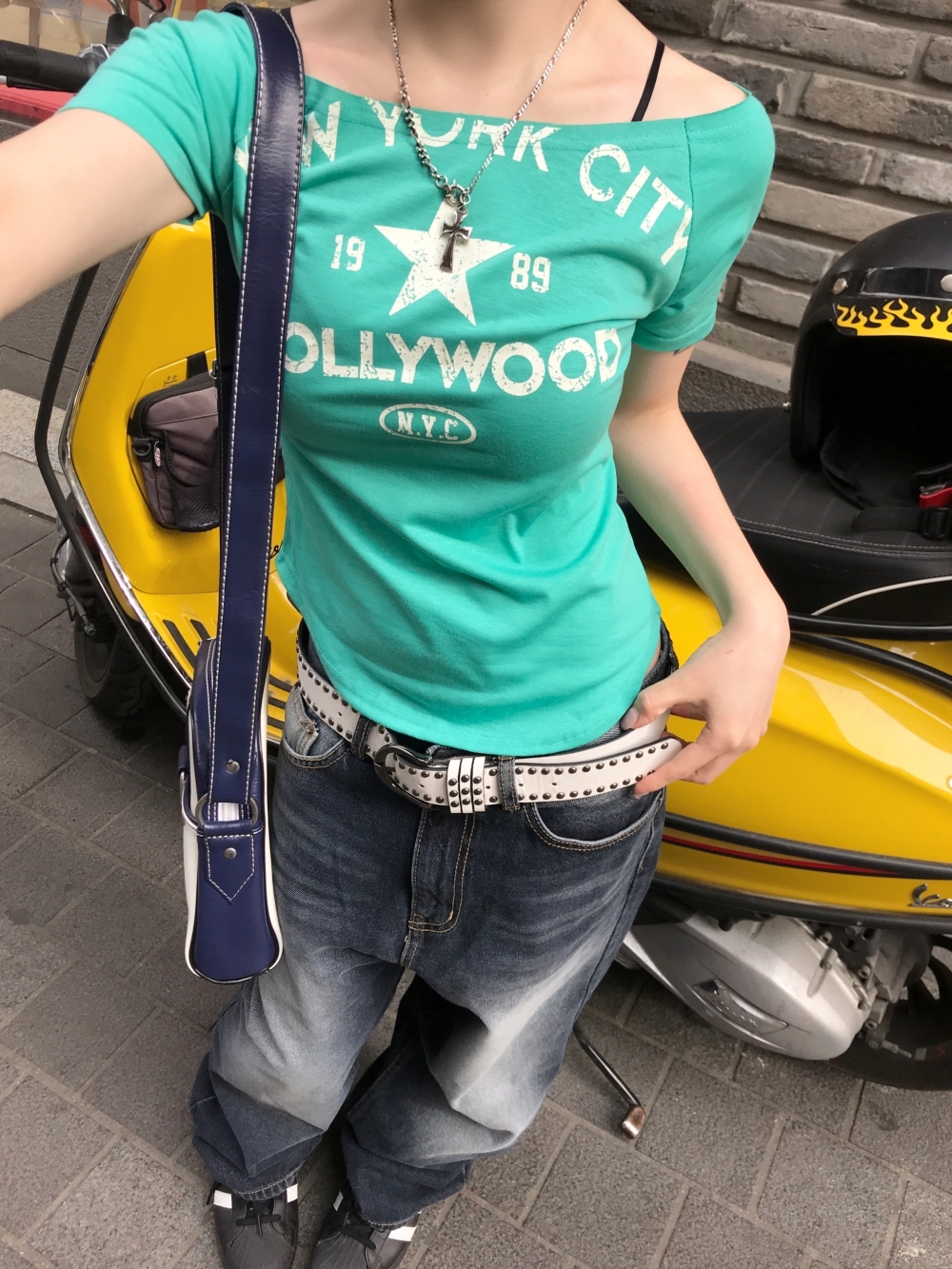 Vintage Wash Star Graphic Tee