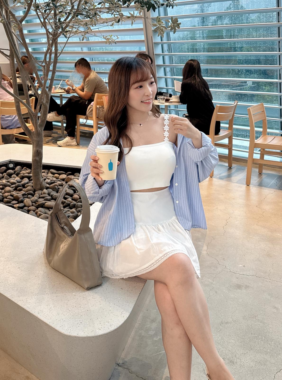 【精緻花花帶】春日感微直紋短背心