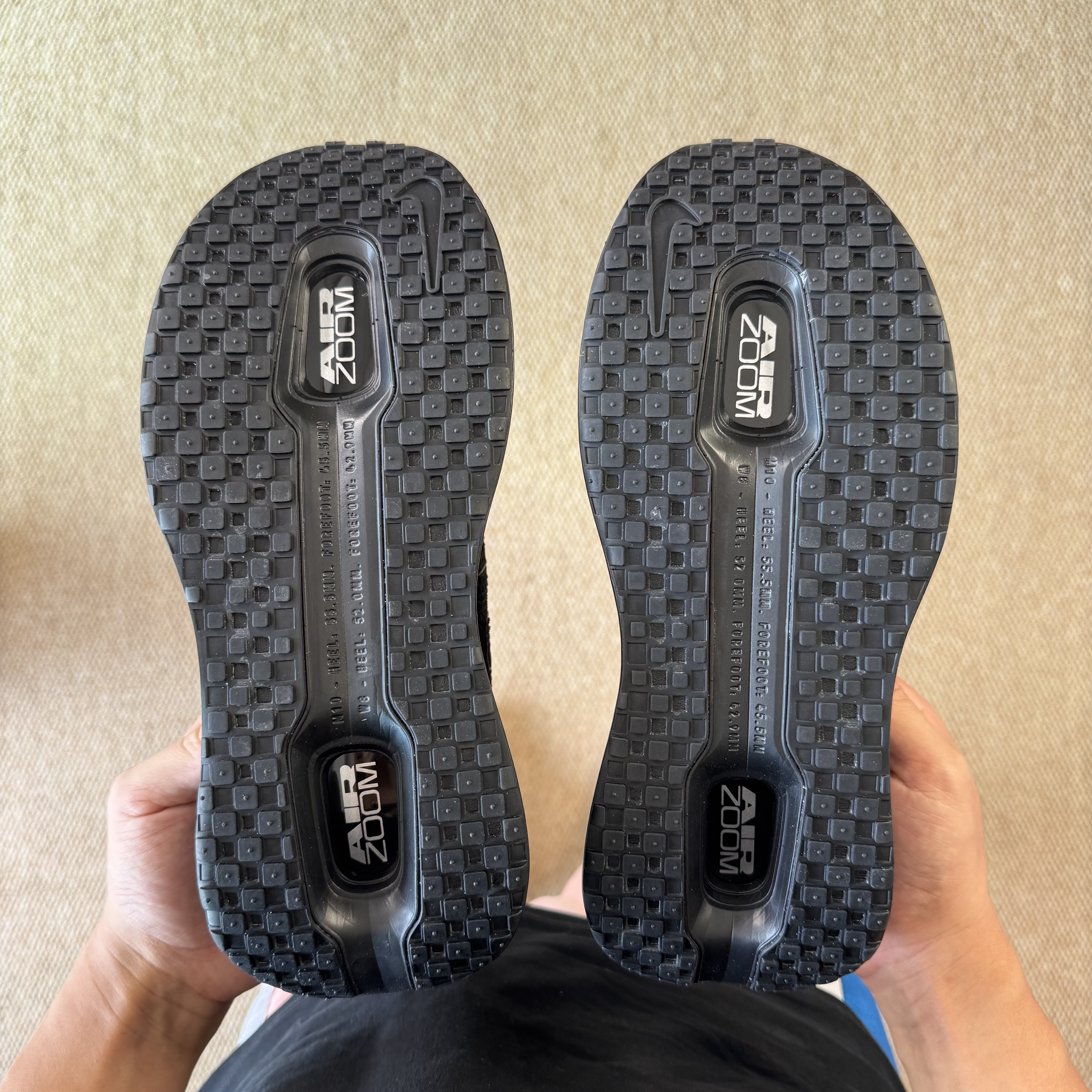 Nike Vomero Premium HQ2050-005