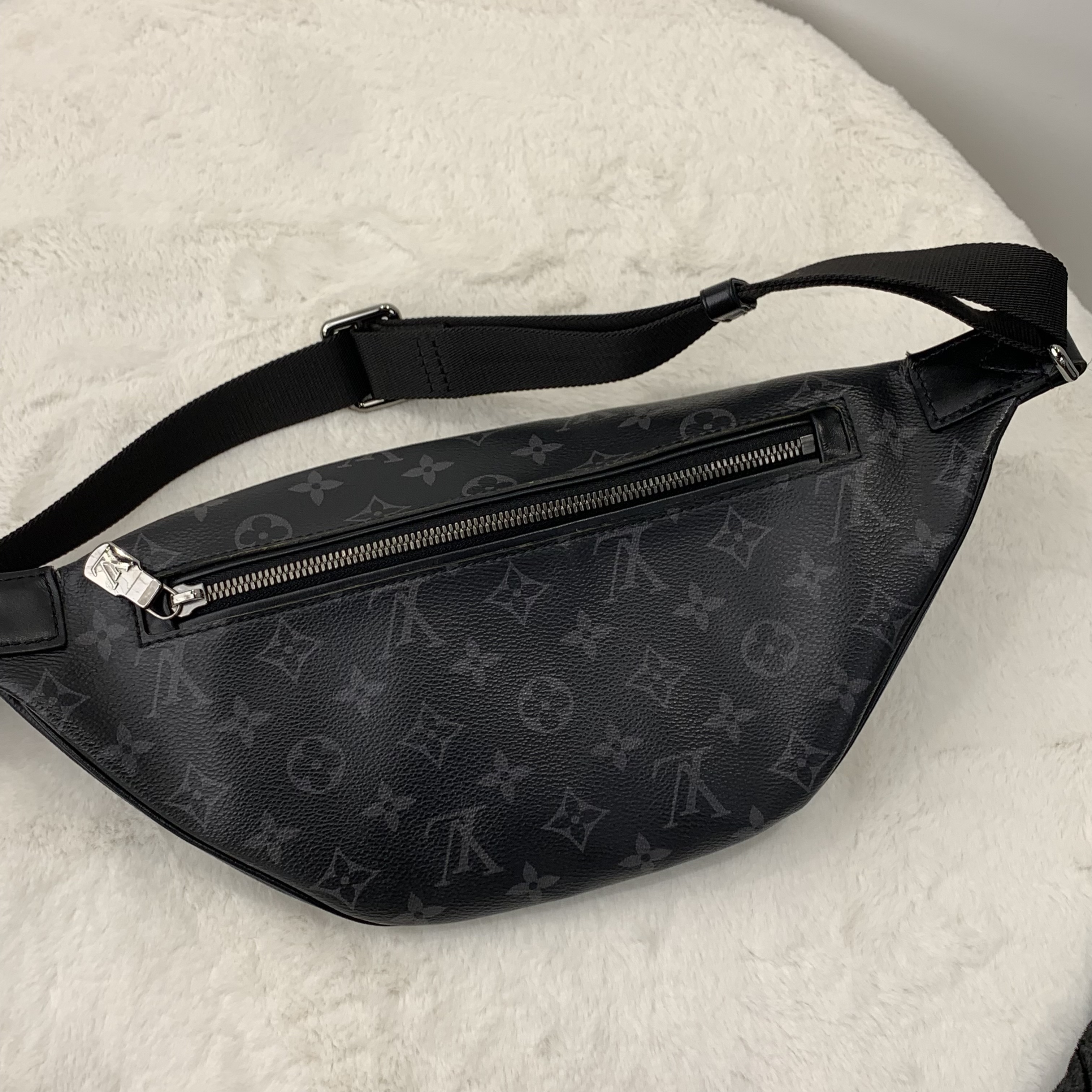 LV Discovery 男士型格之選老花圖案腰包▪️