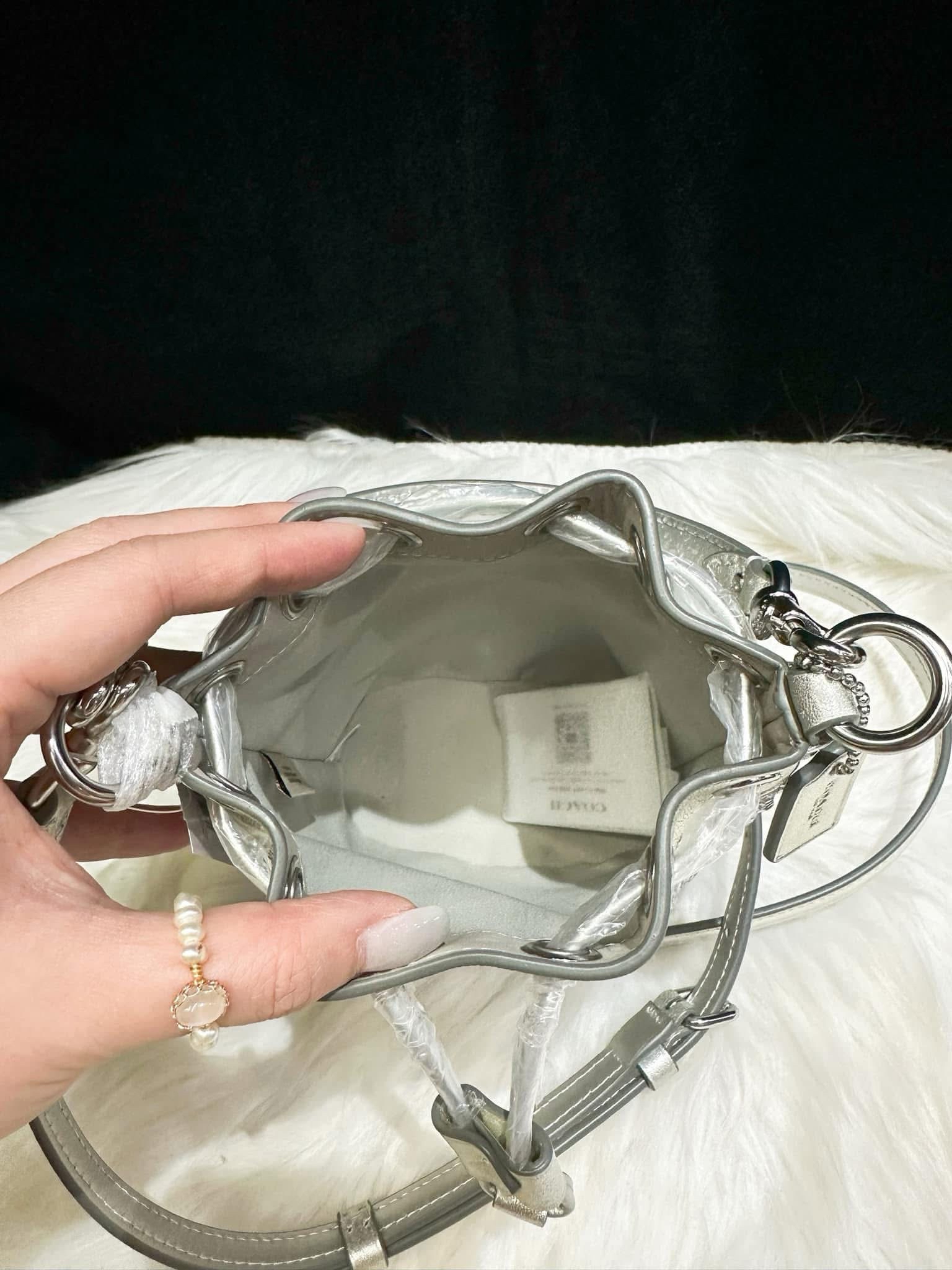 Coach mini bucket crystal/S