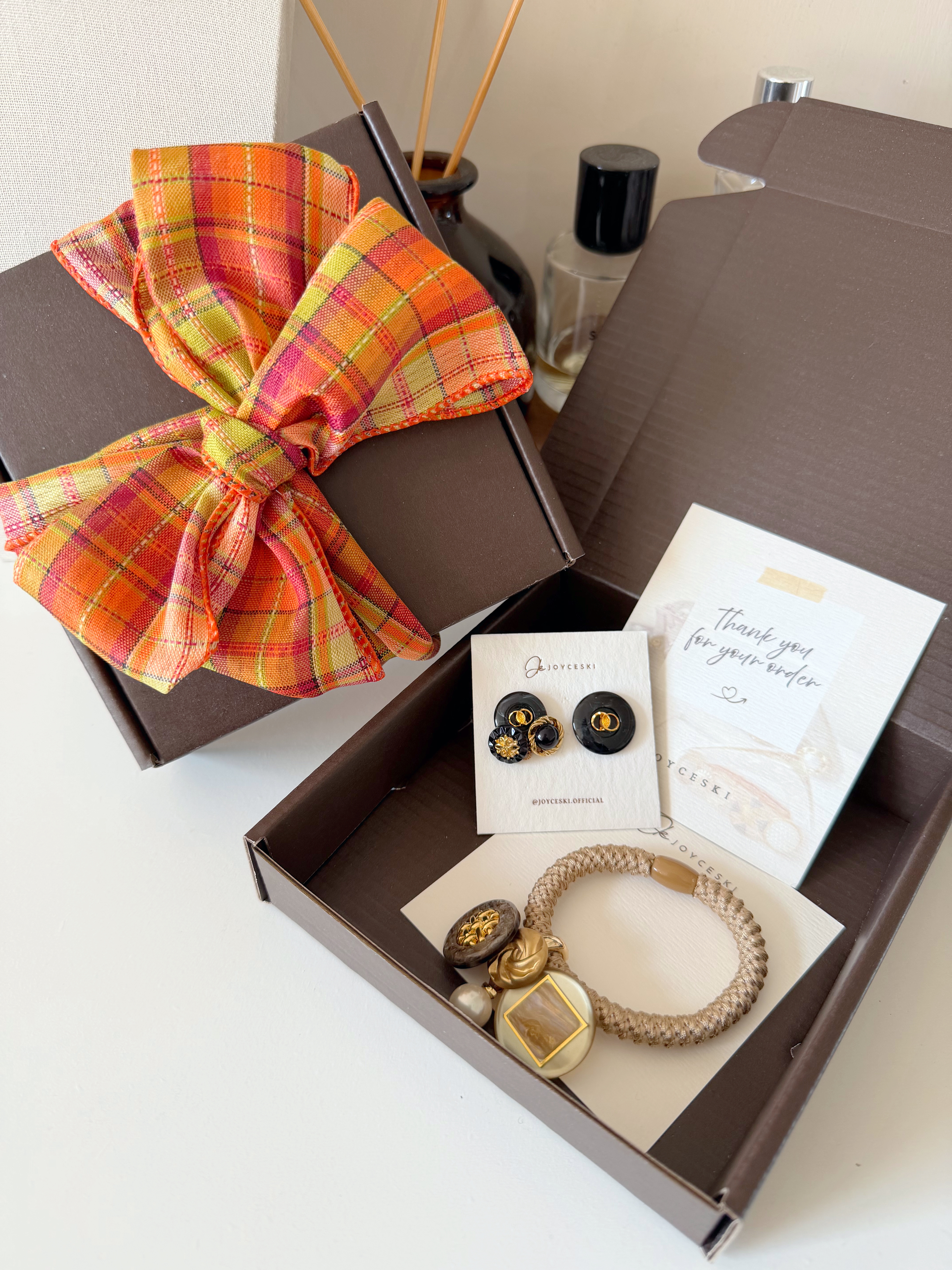 一月福袋set (復古鈕扣耳環/橡根款）