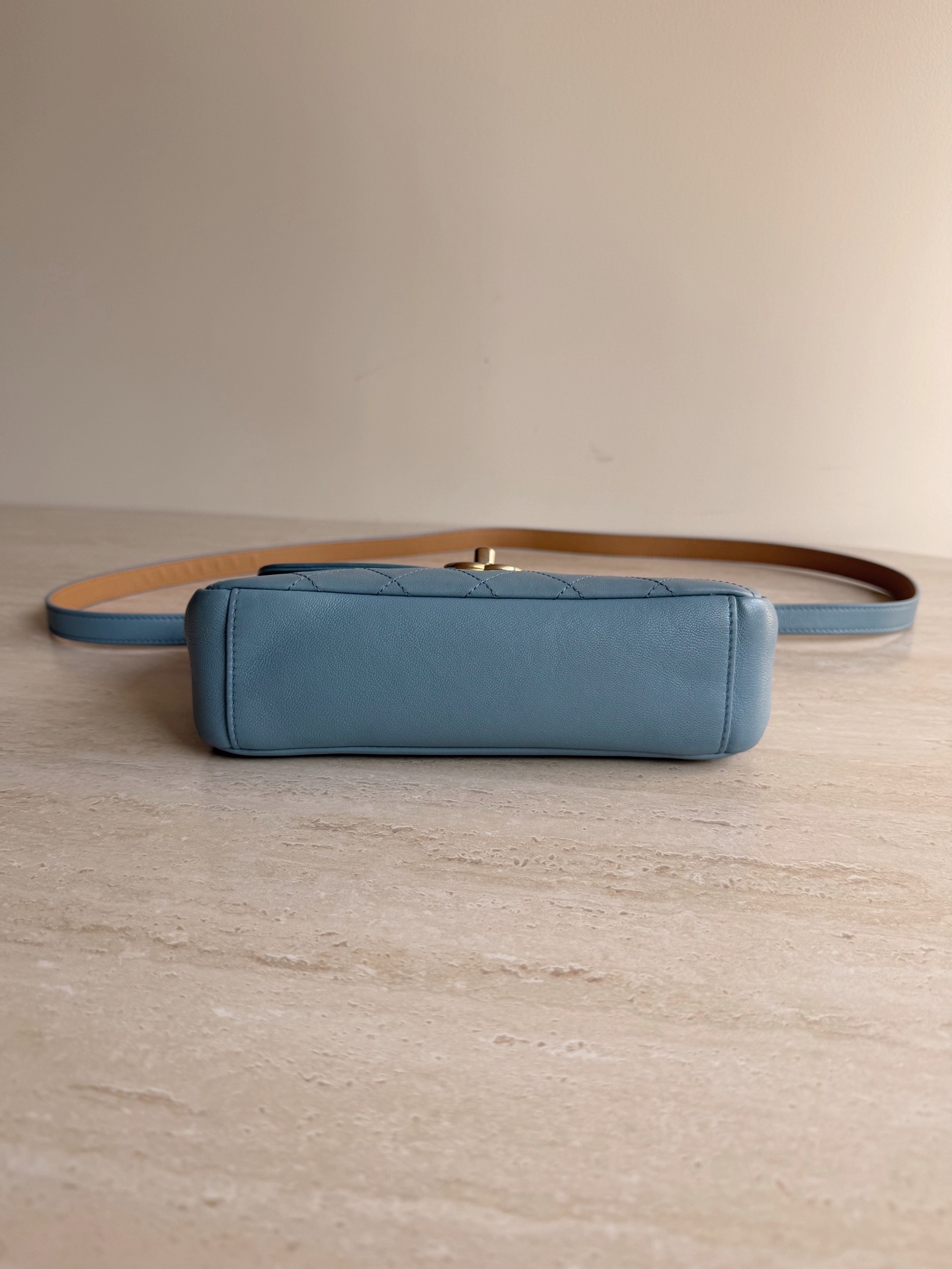 【預訂貨品】Chanel藍色元寶包