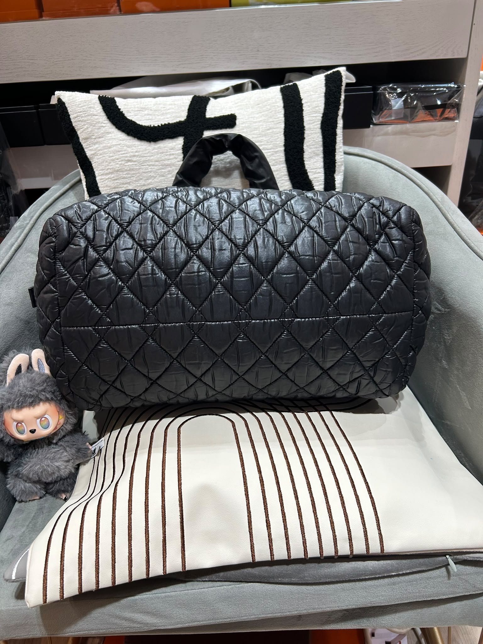 Chanel coco cocoon boston nylon bag 100%Authentic ,92%new ✅card