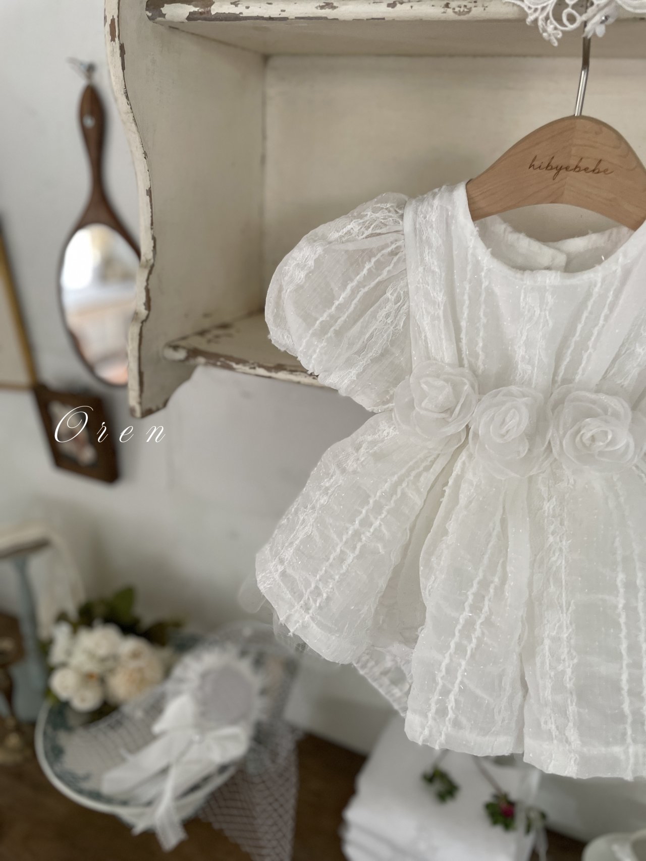 ☀️預訂 韓國直送☀️🇰🇷Oren Edel Pure蕾絲紋理花卉腰帶泡泡袖包屁裙/連身裙