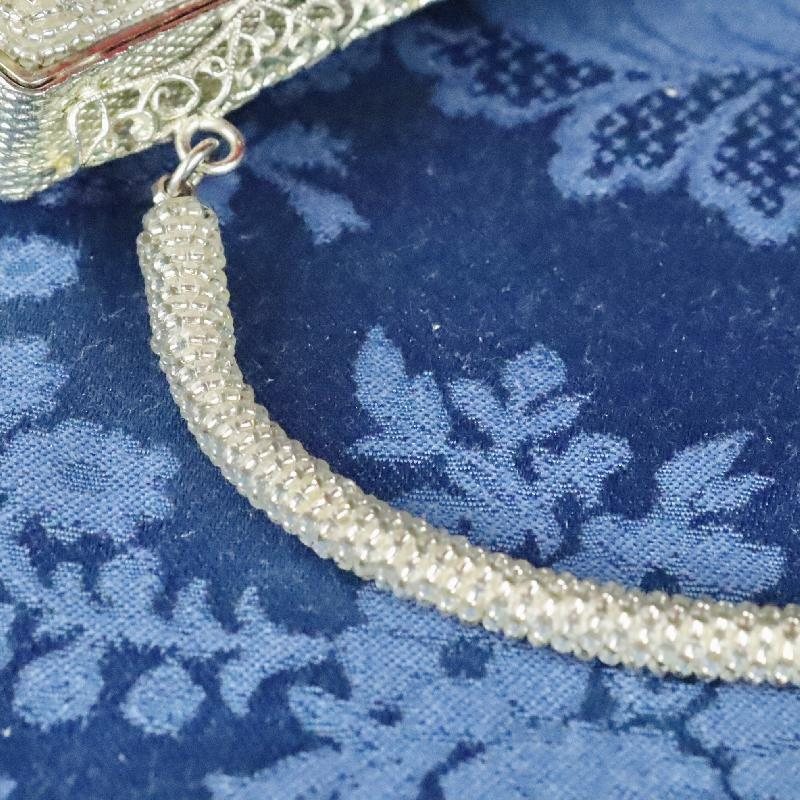 Vintage Japanese Elegant Silver Tube Bead Floral Pattern Handmade Evening Purse (MT1617)
