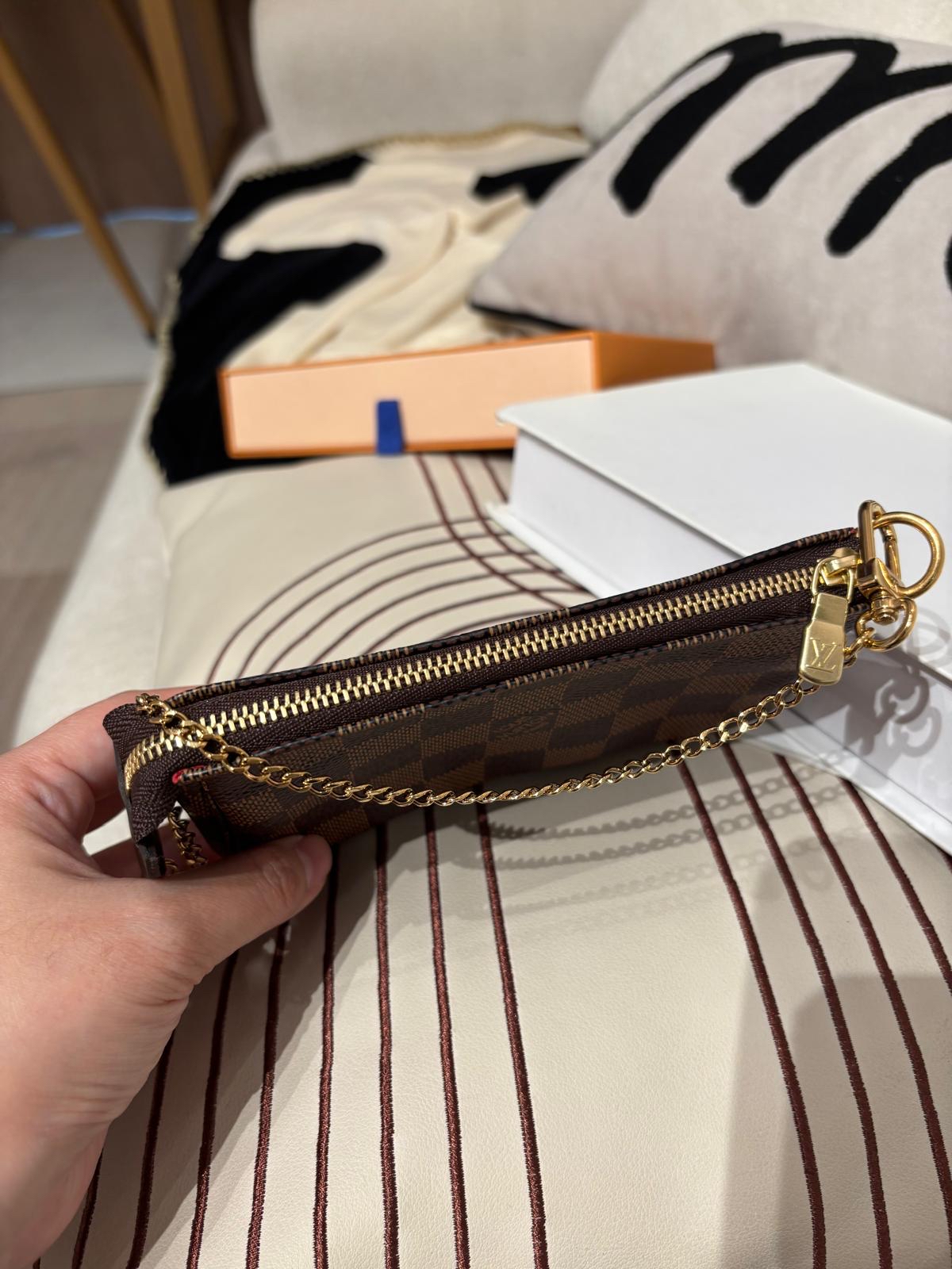 全新 Lv Mini Pochette  100%Authentic,Brand new, unused 全新未使用品 ✅Box