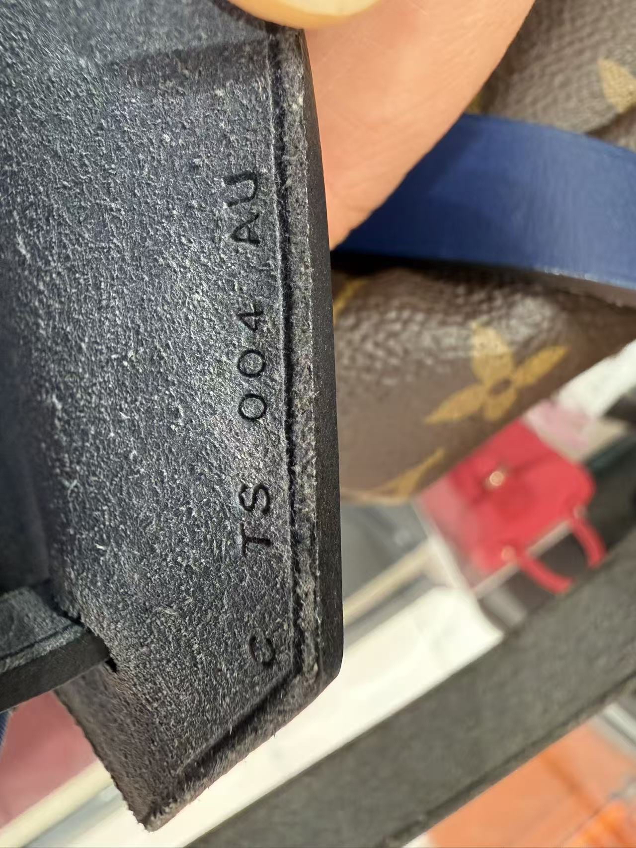 【預訂貨品】Hermes  herbag 31藍色 C刻