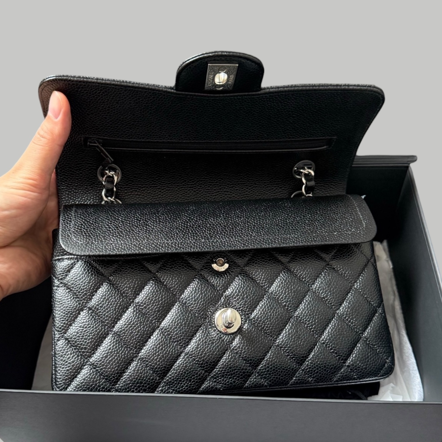 Chanel Caviar CF23銀扣