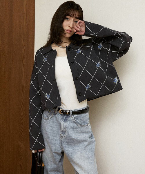 線條菱形花卉刺繡短短外套