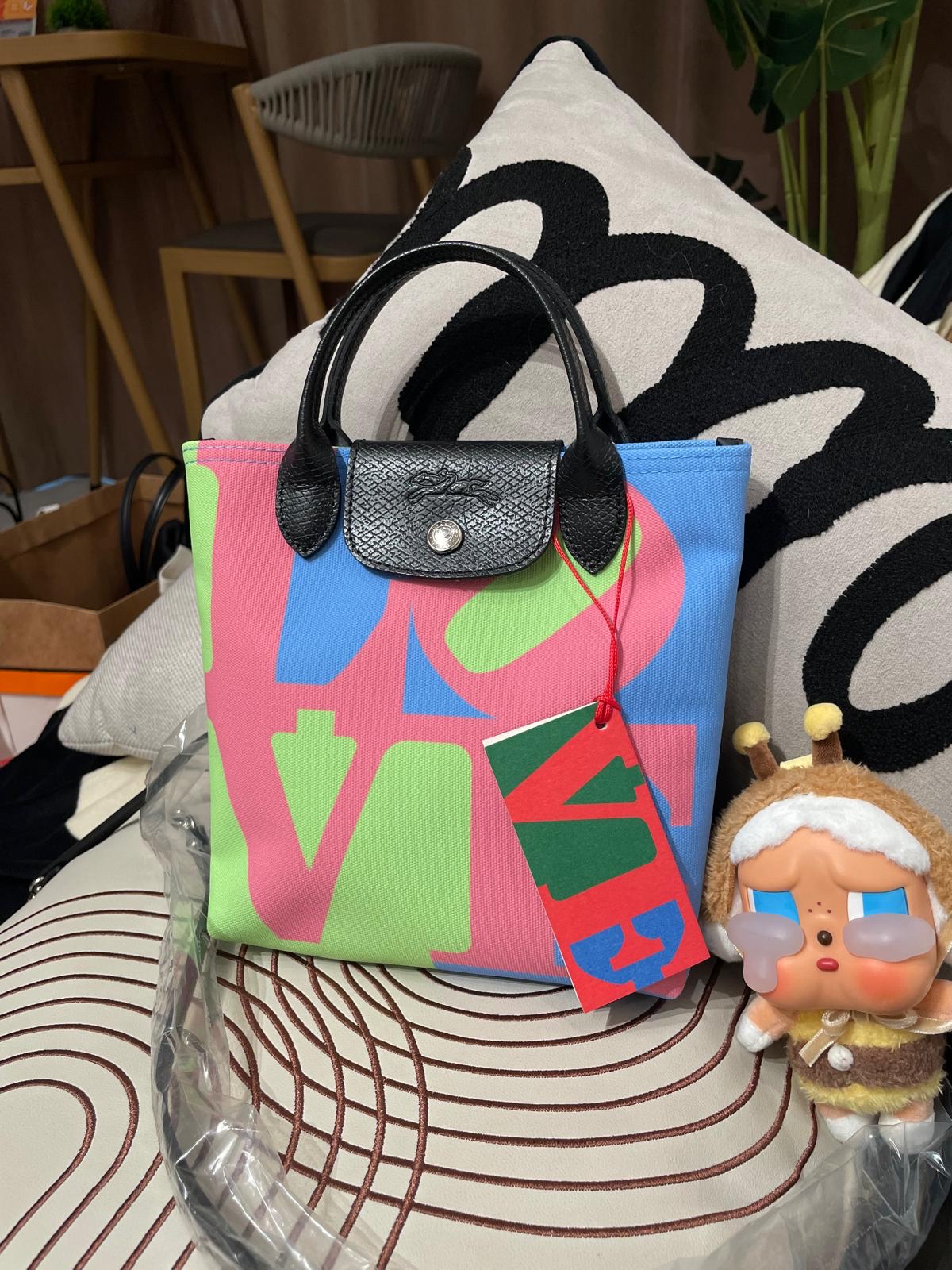 Longchamp Crossbody Bag 100%Authentic, 99%New ✅Dust bag
