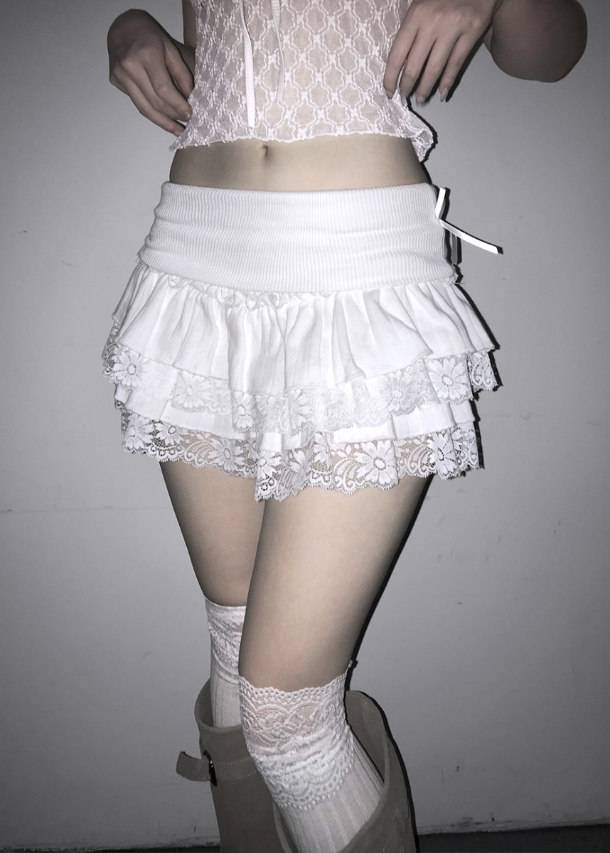Ribbed Waist Ruffled Mini Skirt