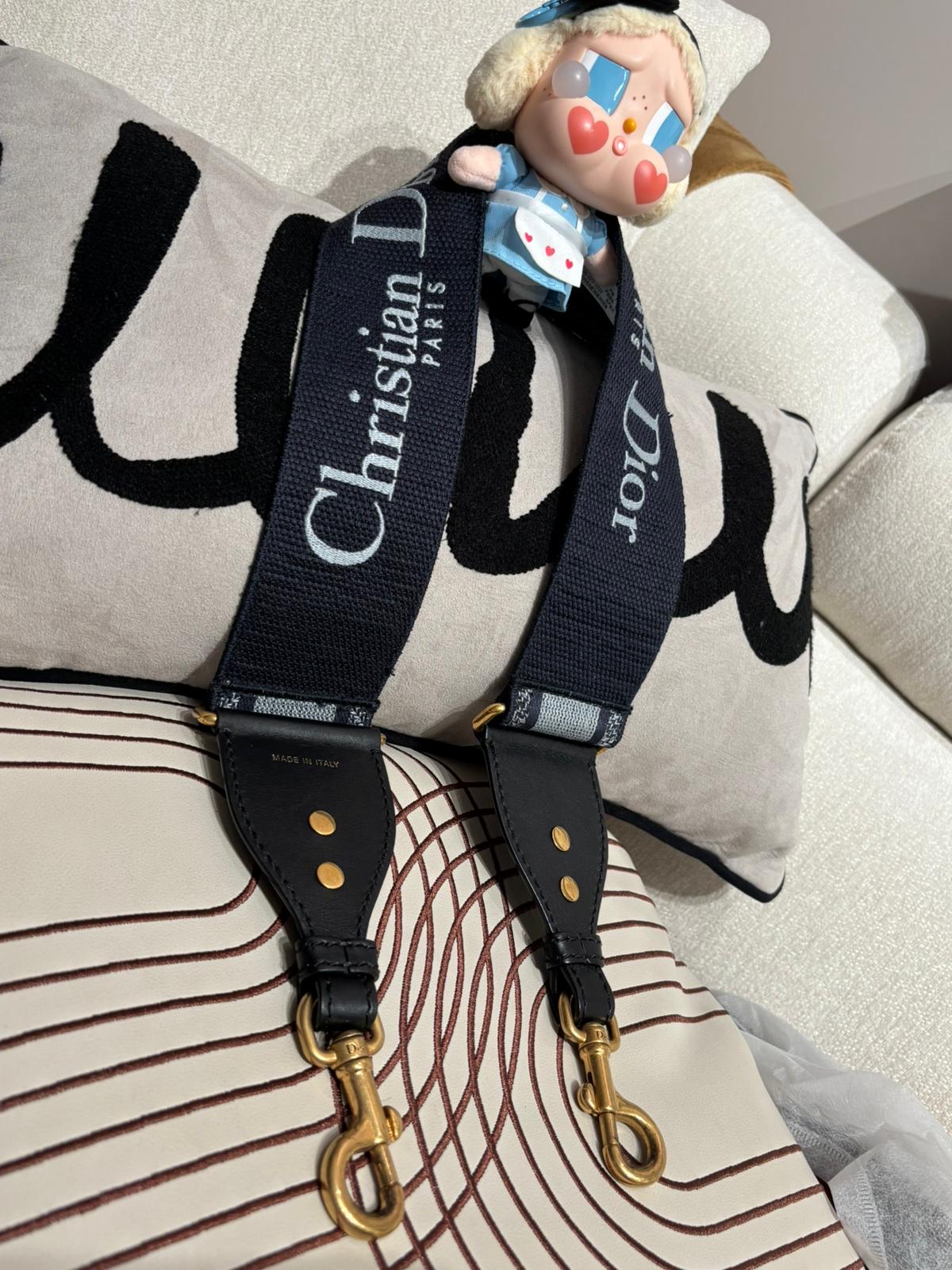 CHRISTIAN DIOR BAG STRAP Dior肩帶 90 cm 100%Authentic ,98%new