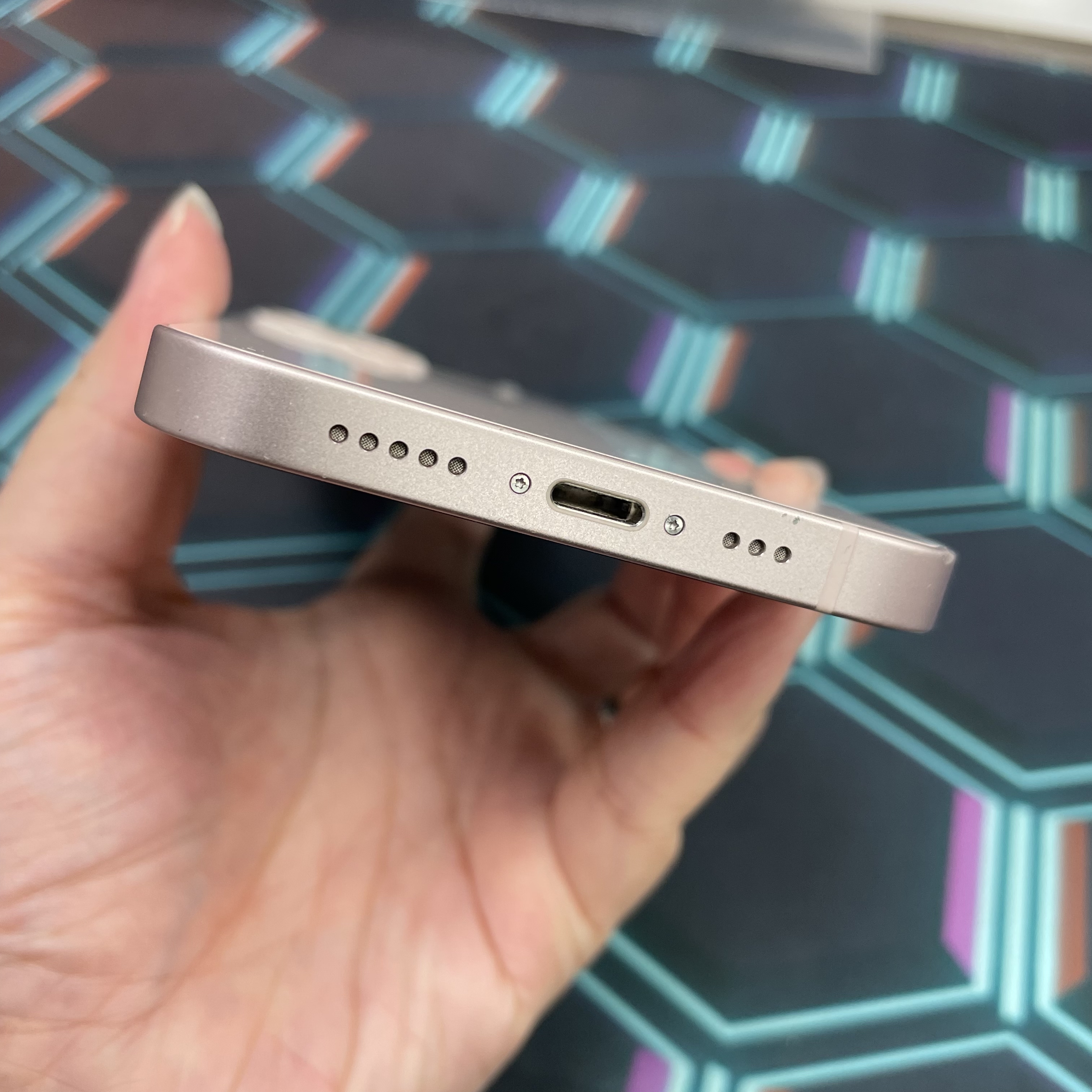 *8152 13 勁靚機 256GB 電84 粉色 pink