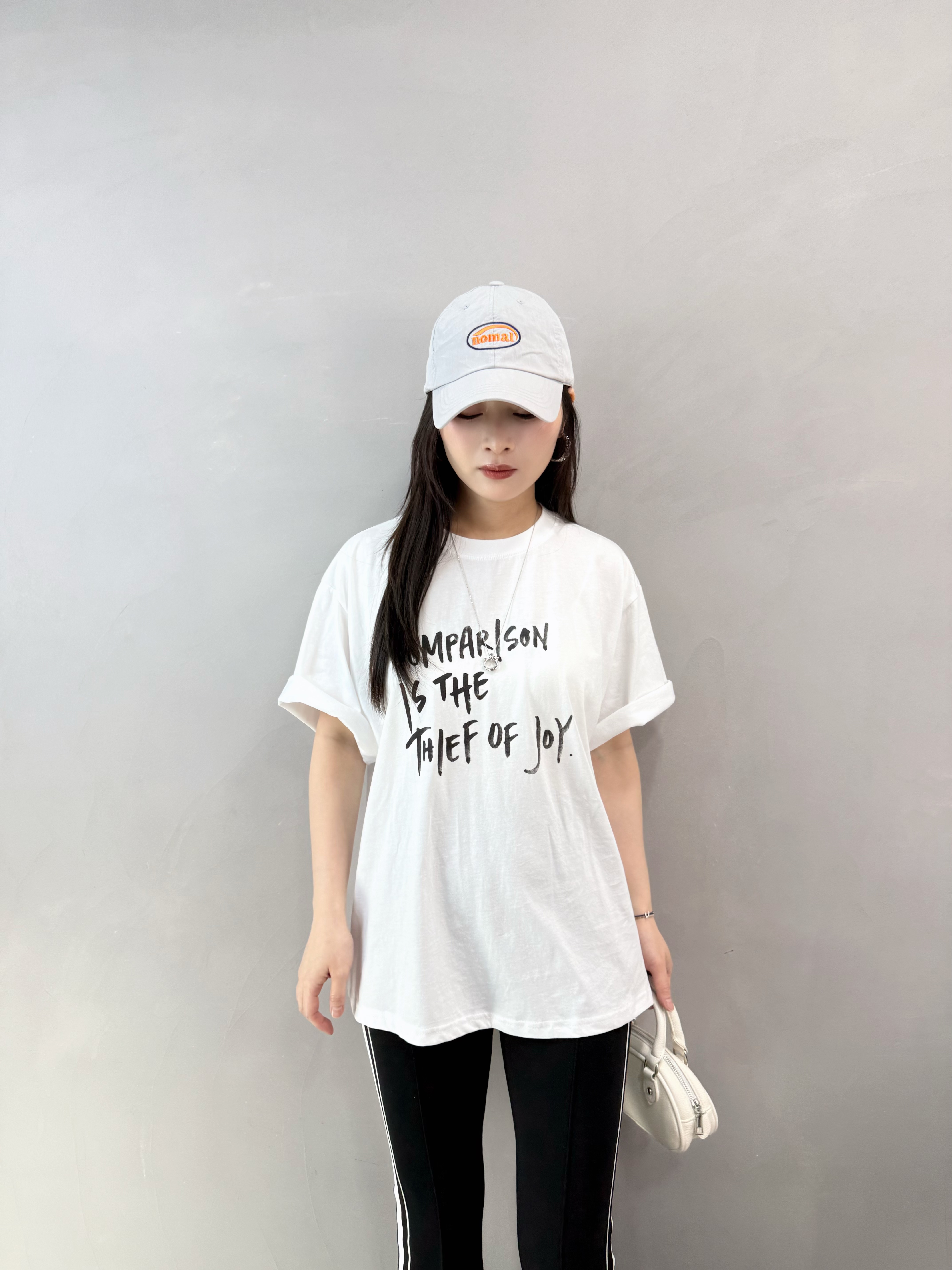 K61 側開叉英文字Tee