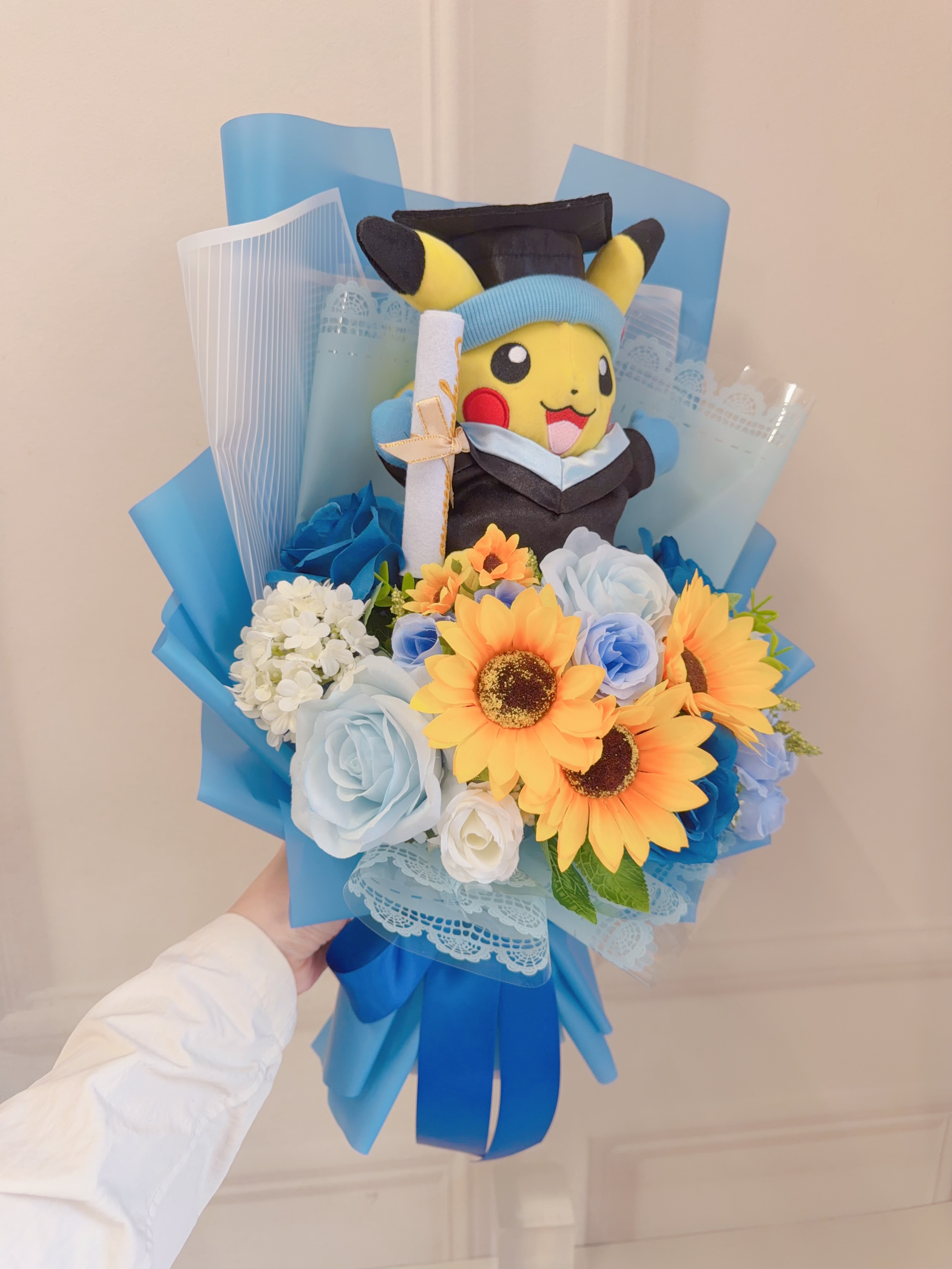(現貨)比卡超畢業公仔花