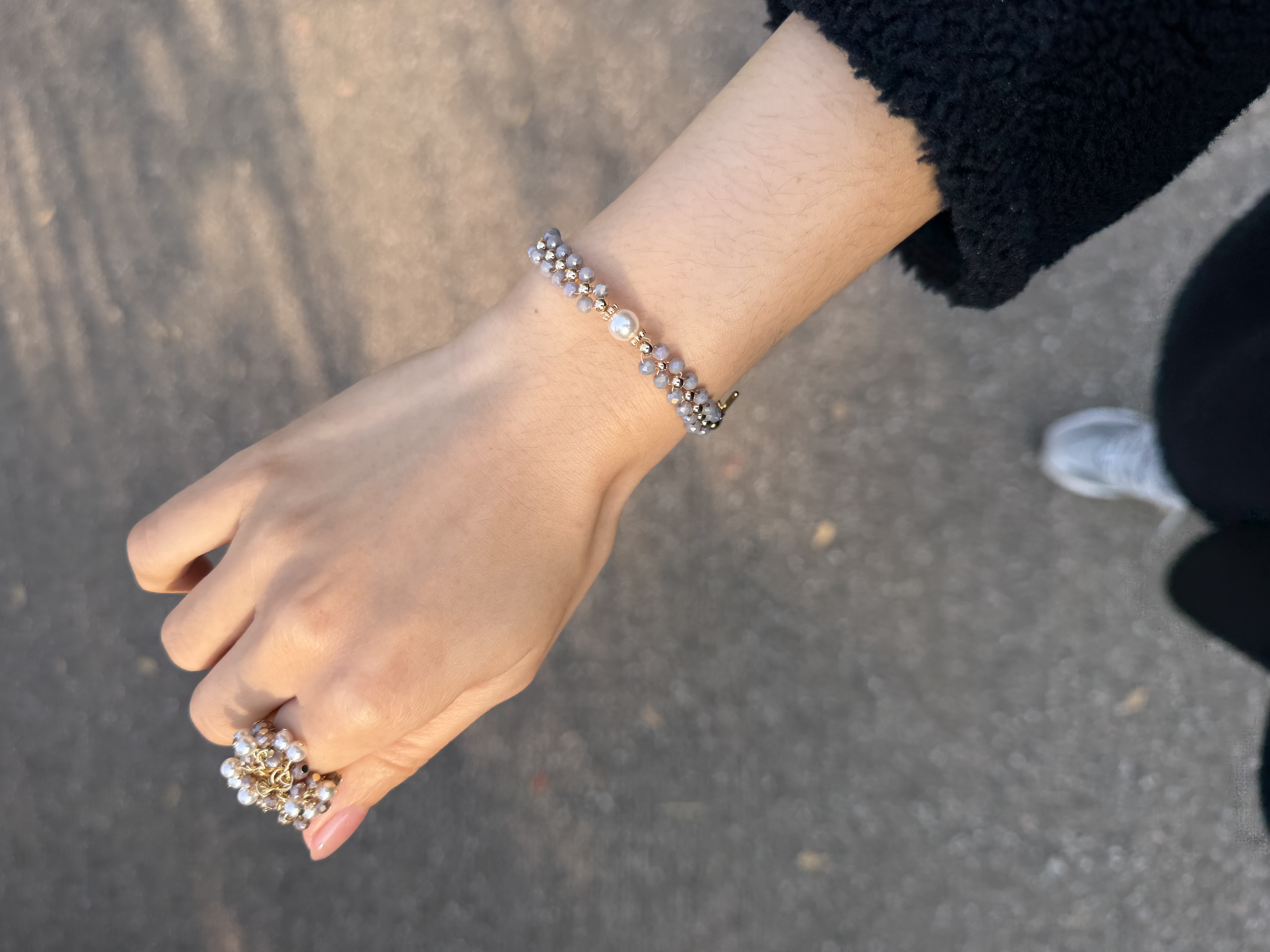 珍珠小花球併接手織手鍊/淺薰衣草x金色