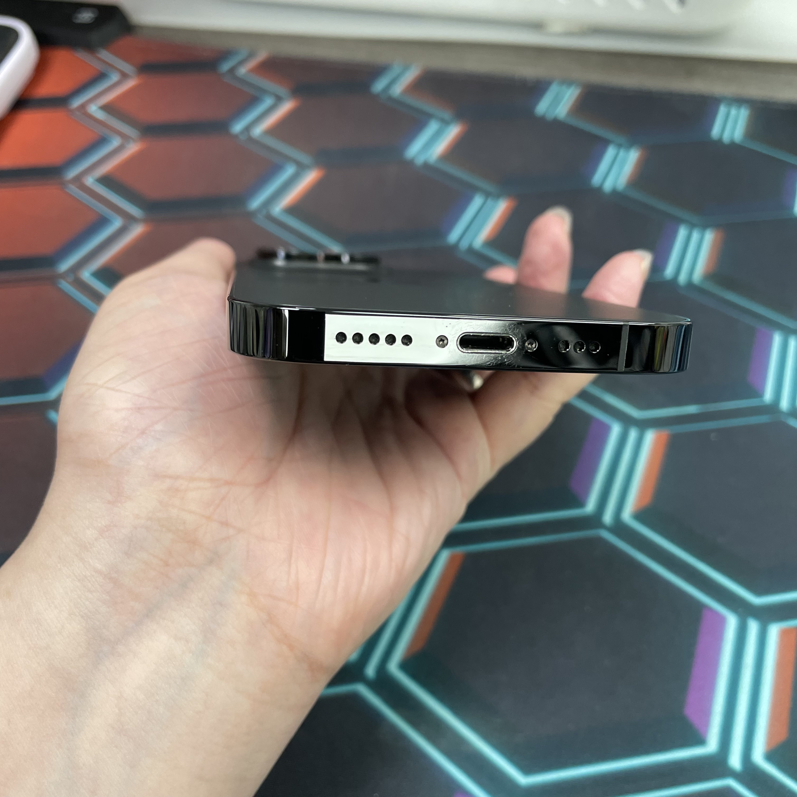 *8244 14 pro 勁靚機 1TB 電82 黑色 black
