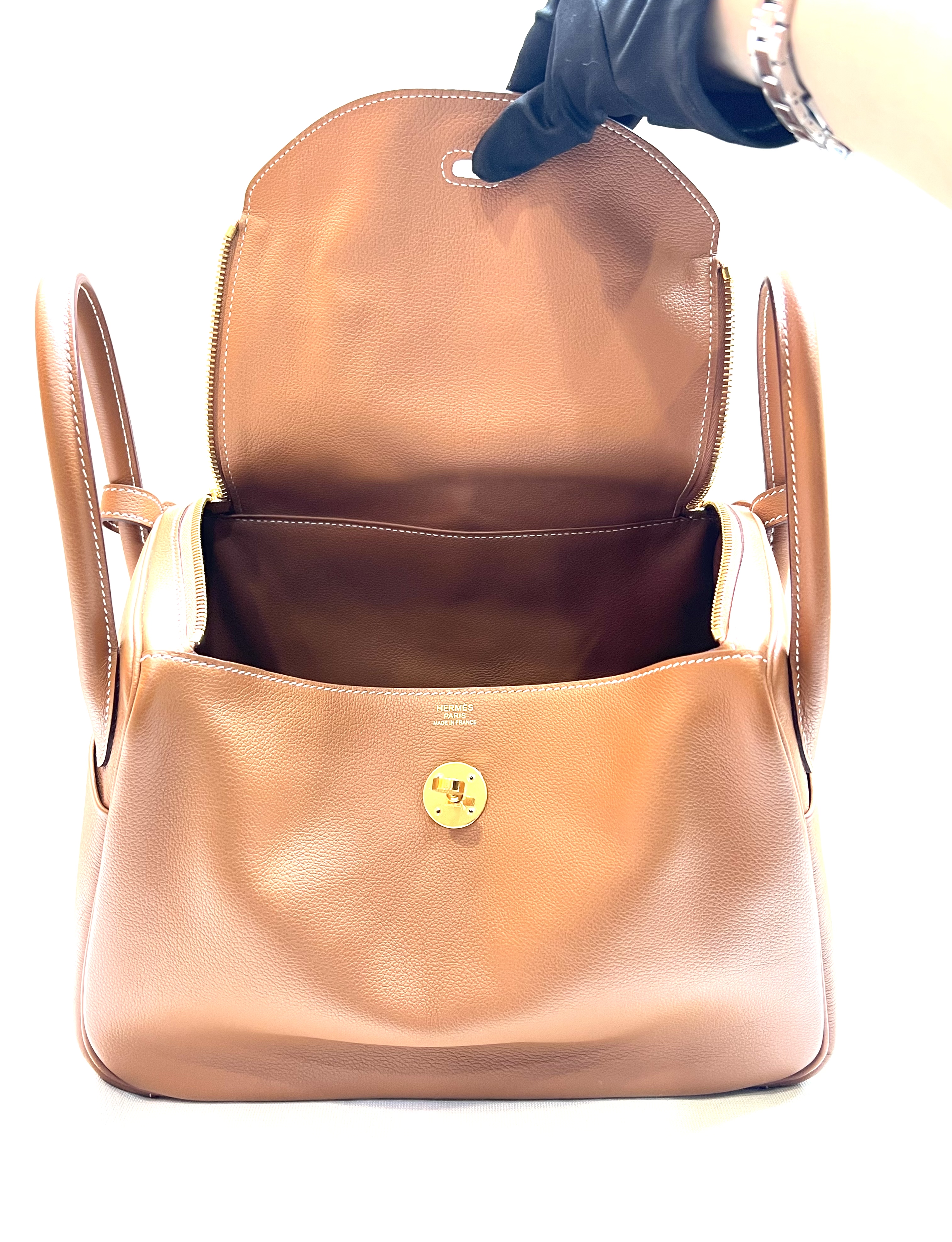 Pre-Owned HERMÉS Taurillon Clemence Lindy 30 Stamp D / Product Code: 26041635